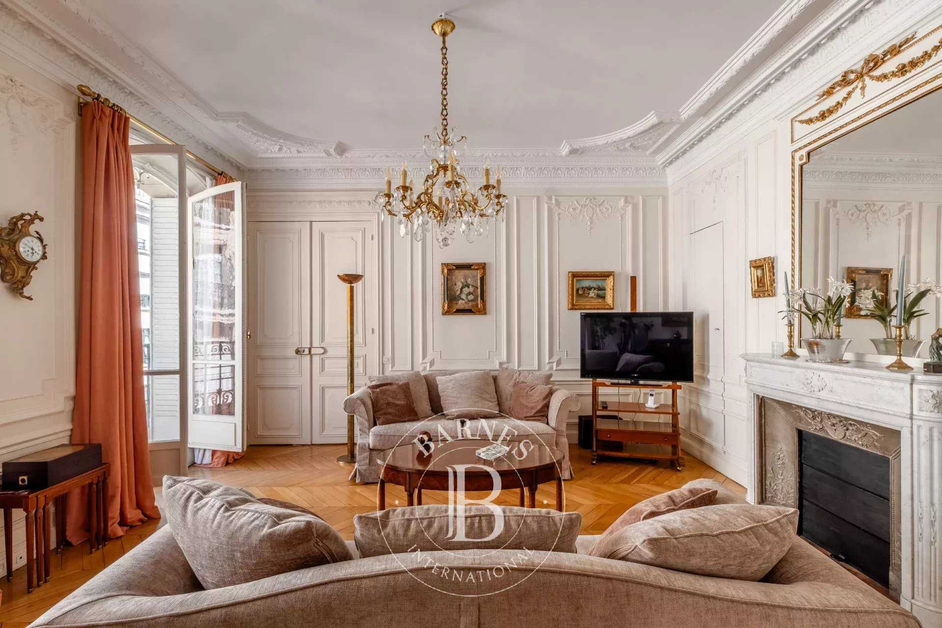 Paris  - Apartment 3 Bedrooms