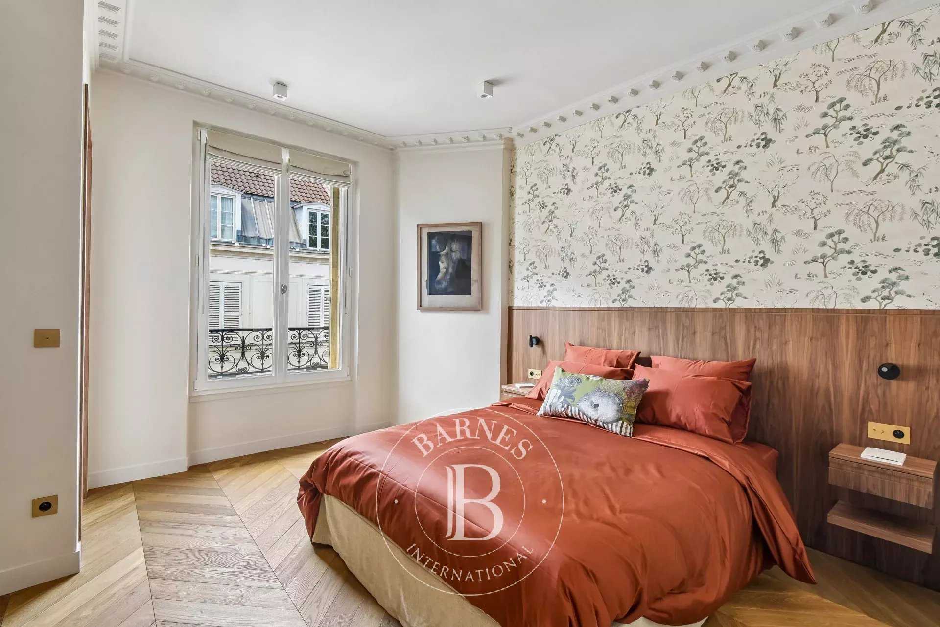 Paris  - Apartment 2 Bedrooms