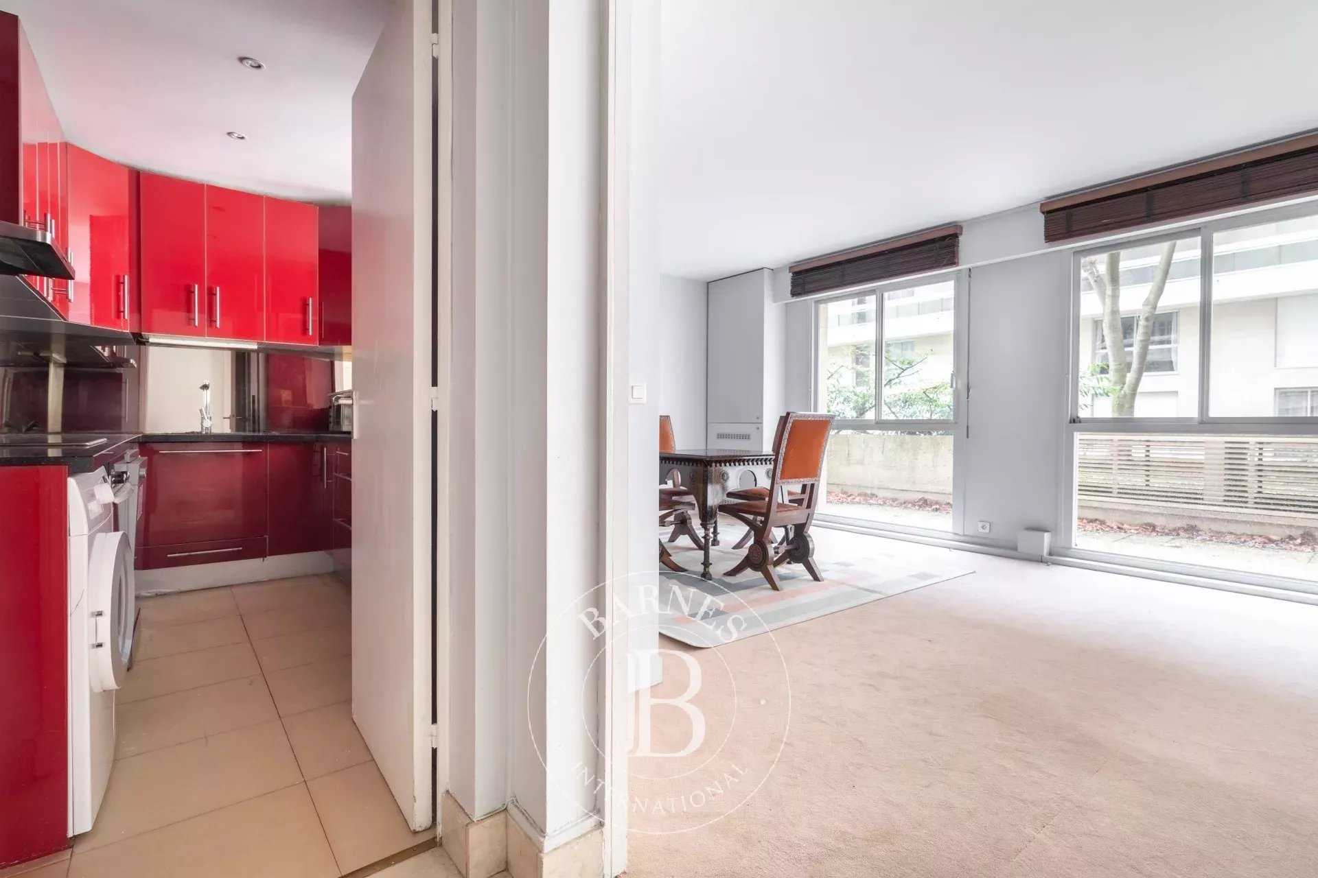 Paris  - Apartment 2 Bedrooms