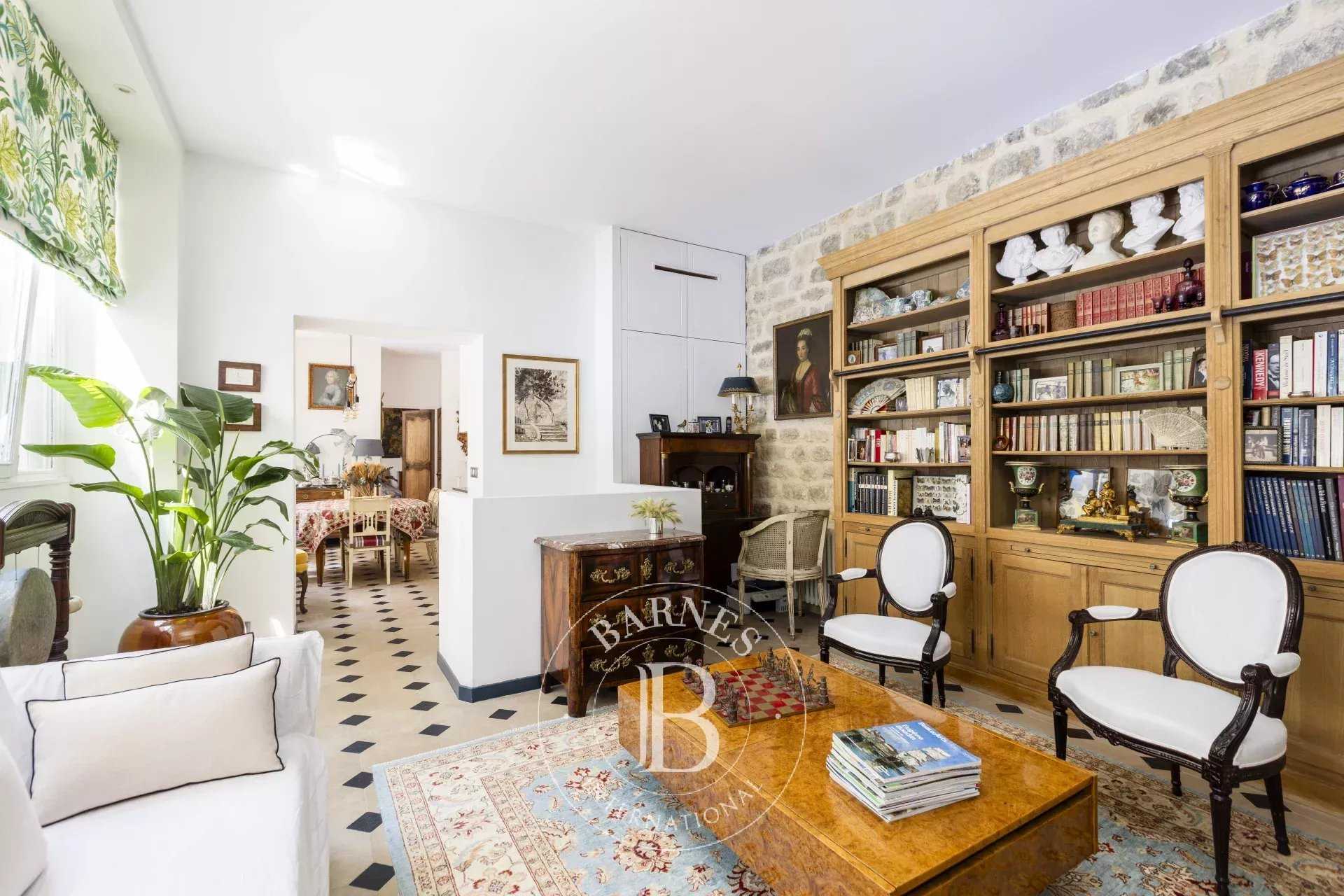 Appartement Paris 75007  -  ref 85994329 (picture 1)