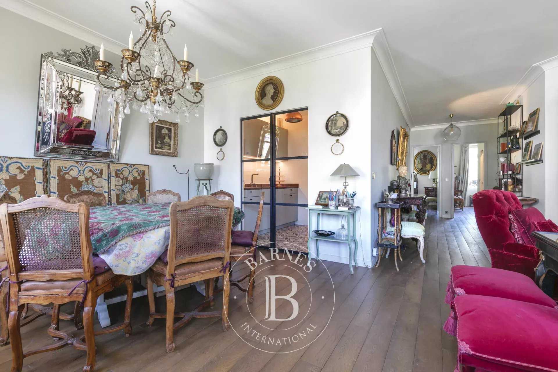 Appartement Paris 75007  -  ref 85840581 (picture 3)