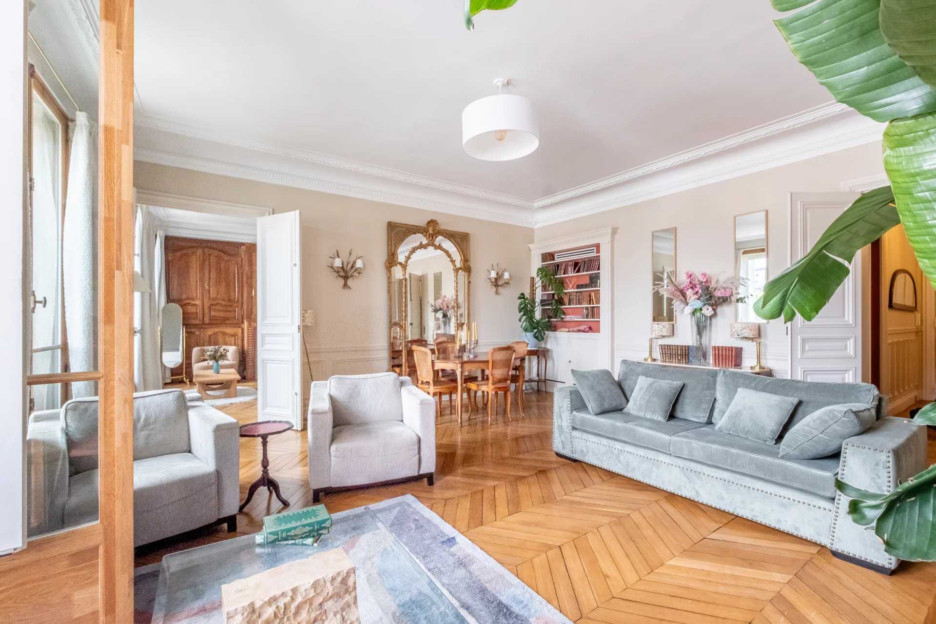Apartment Paris 75007  -  ref 85909810 (picture 3)