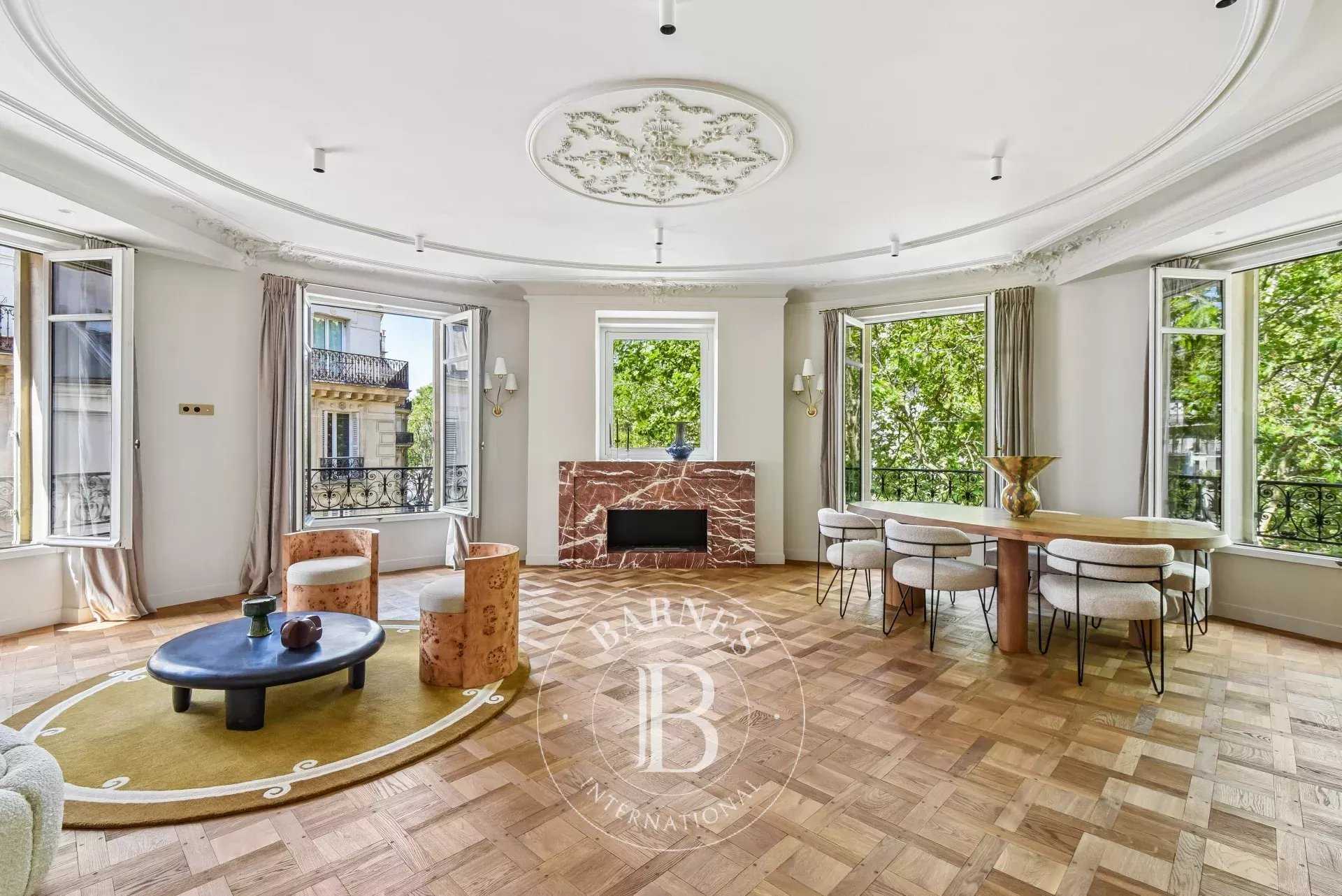 Paris  - Apartment 2 Bedrooms