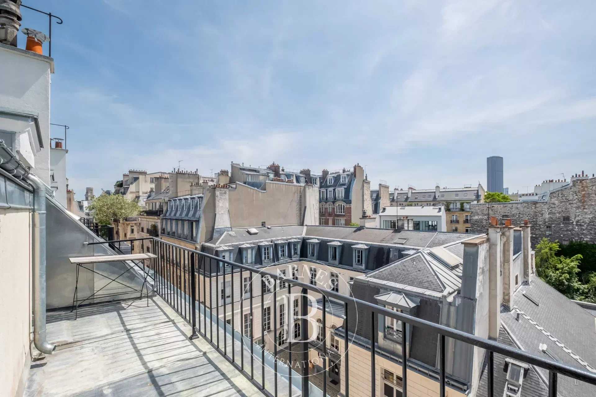 Appartement Paris 75007  -  ref 82636832 (picture 1)