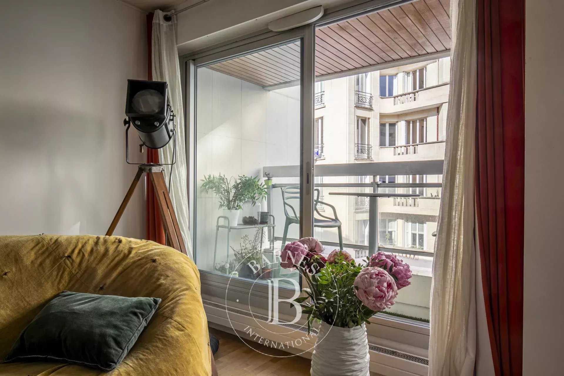 Appartement Paris 75007  -  ref 85651820 (picture 2)