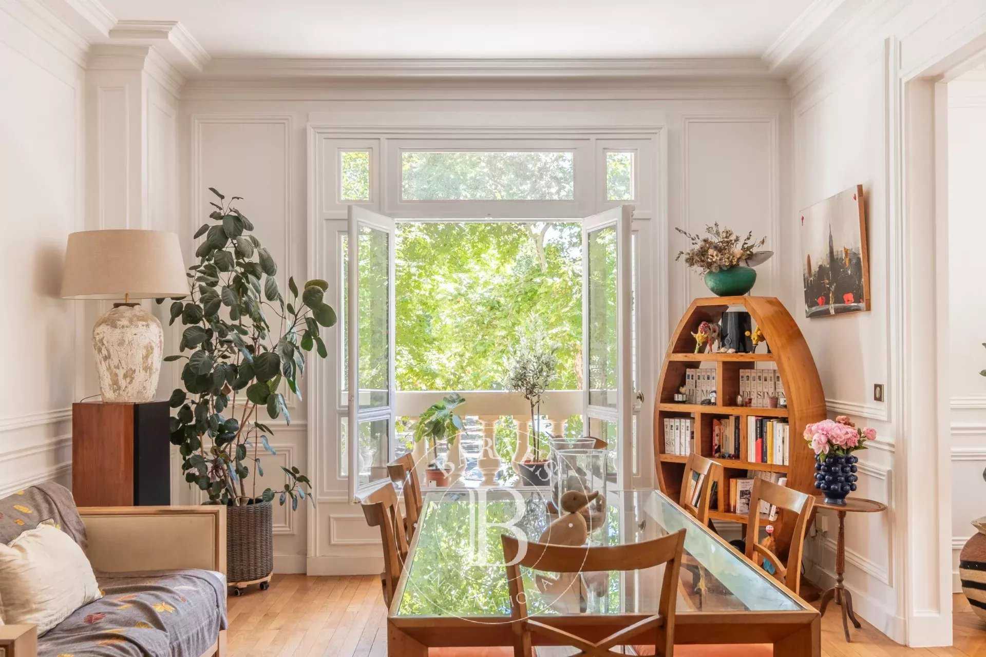 Apartment Paris 75007  -  ref 85962741 (picture 3)