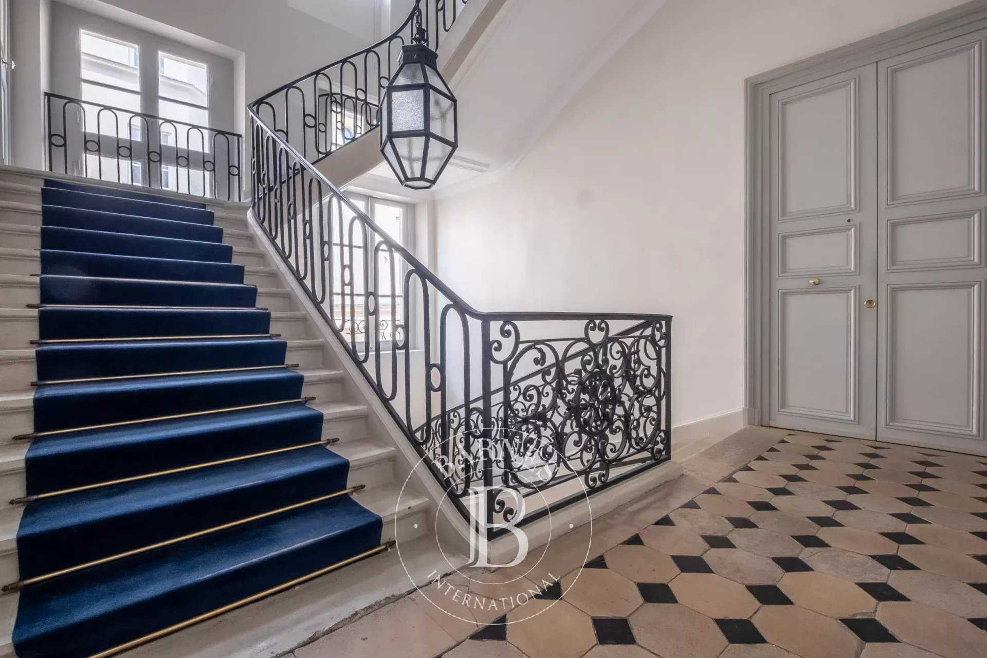 Apartment Paris 75007  -  ref 85959125 (picture 2)