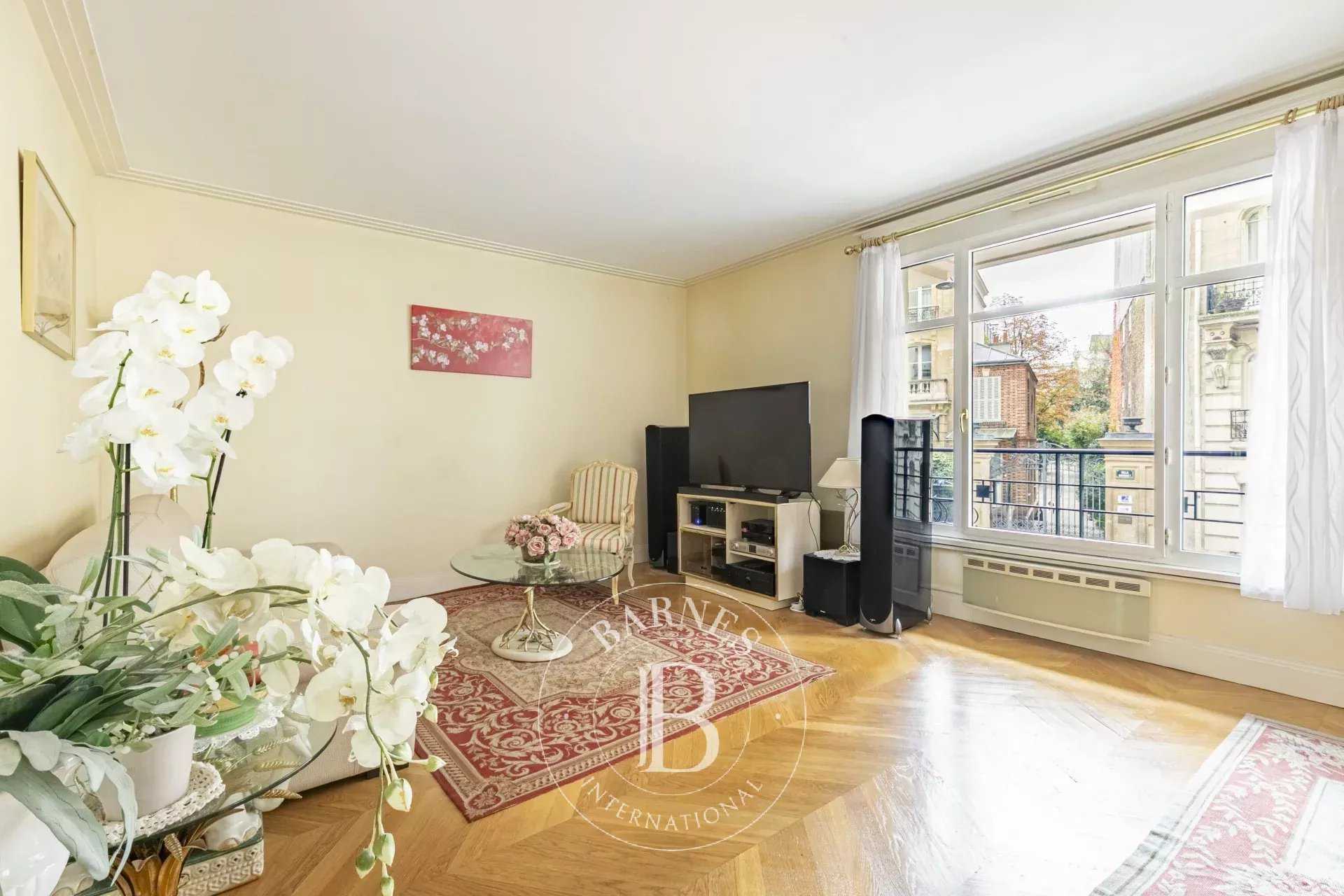 Apartment Paris 75007  -  ref 86423819 (picture 2)