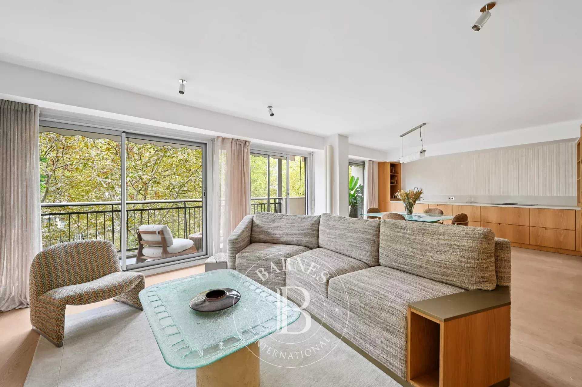 Apartment Paris 75007  -  ref 86268801 (picture 1)