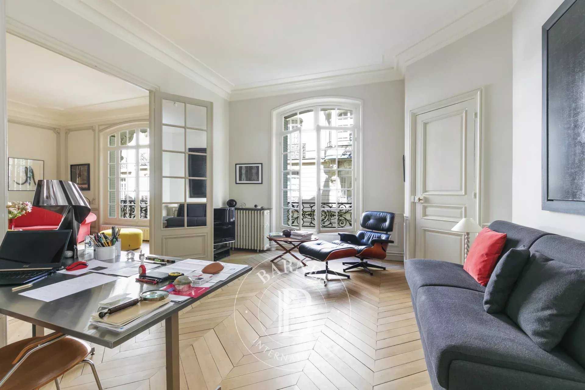 Apartment Paris 75007  -  ref 85974857 (picture 2)