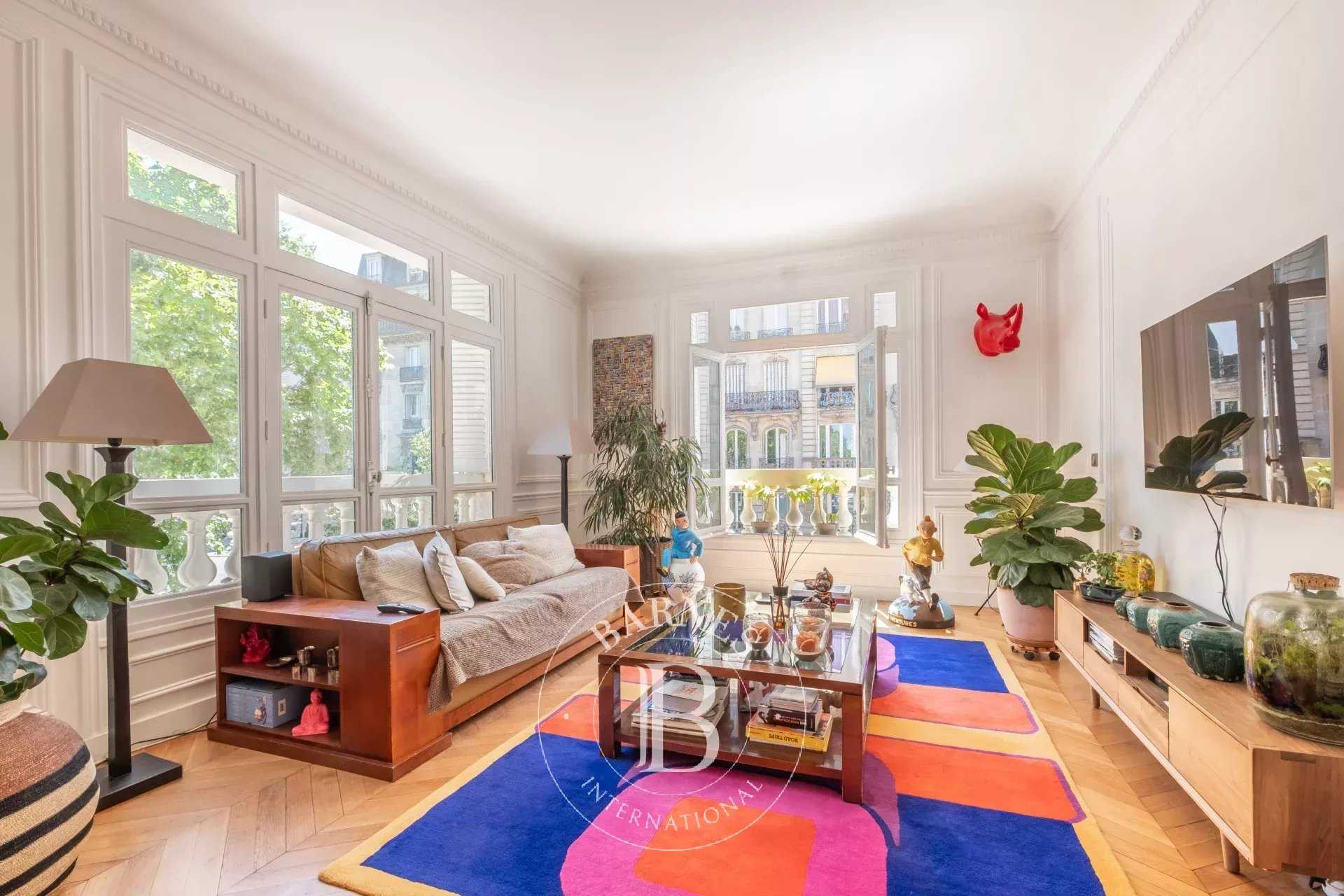Apartment Paris 75007  -  ref 85962741 (picture 2)