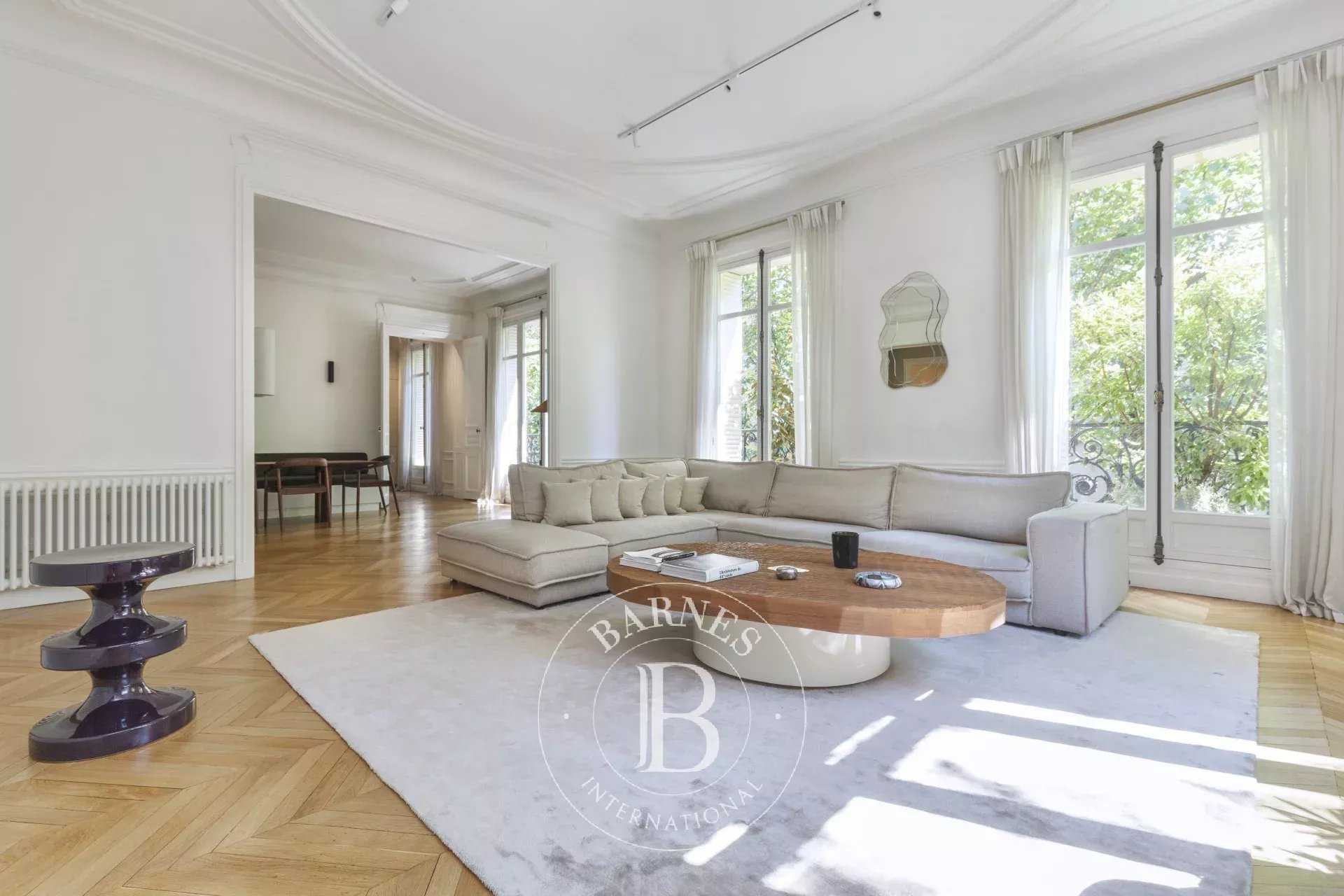 Apartment Paris 75007  -  ref 85652418 (picture 2)