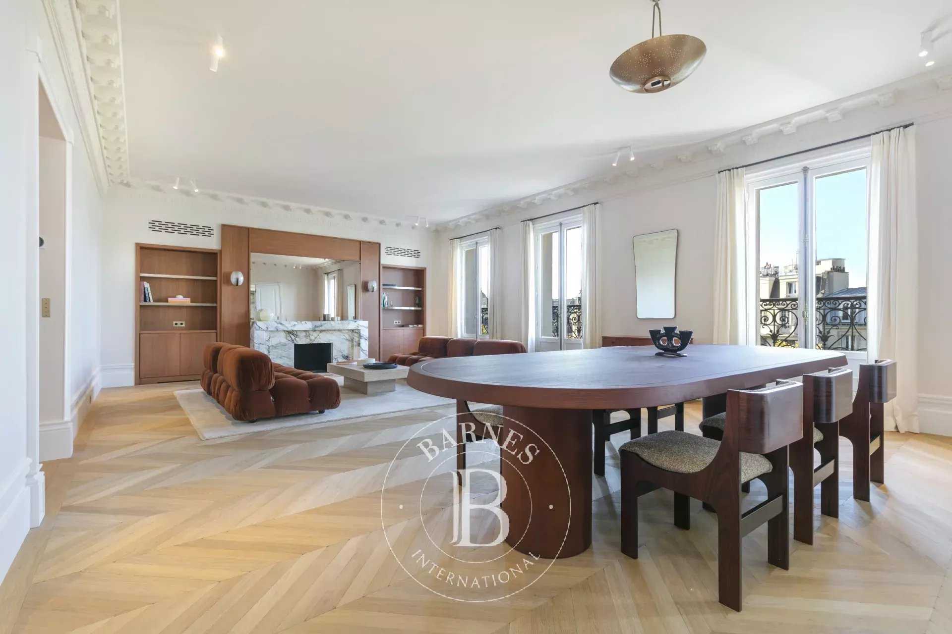 Apartment Paris 75006  -  ref 86227142 (picture 1)