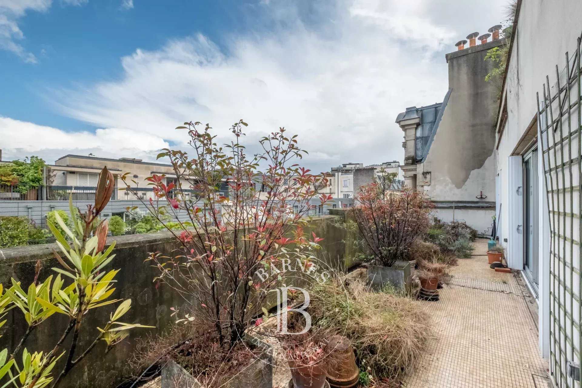 Appartement Paris 75007  -  ref 85856285 (picture 2)