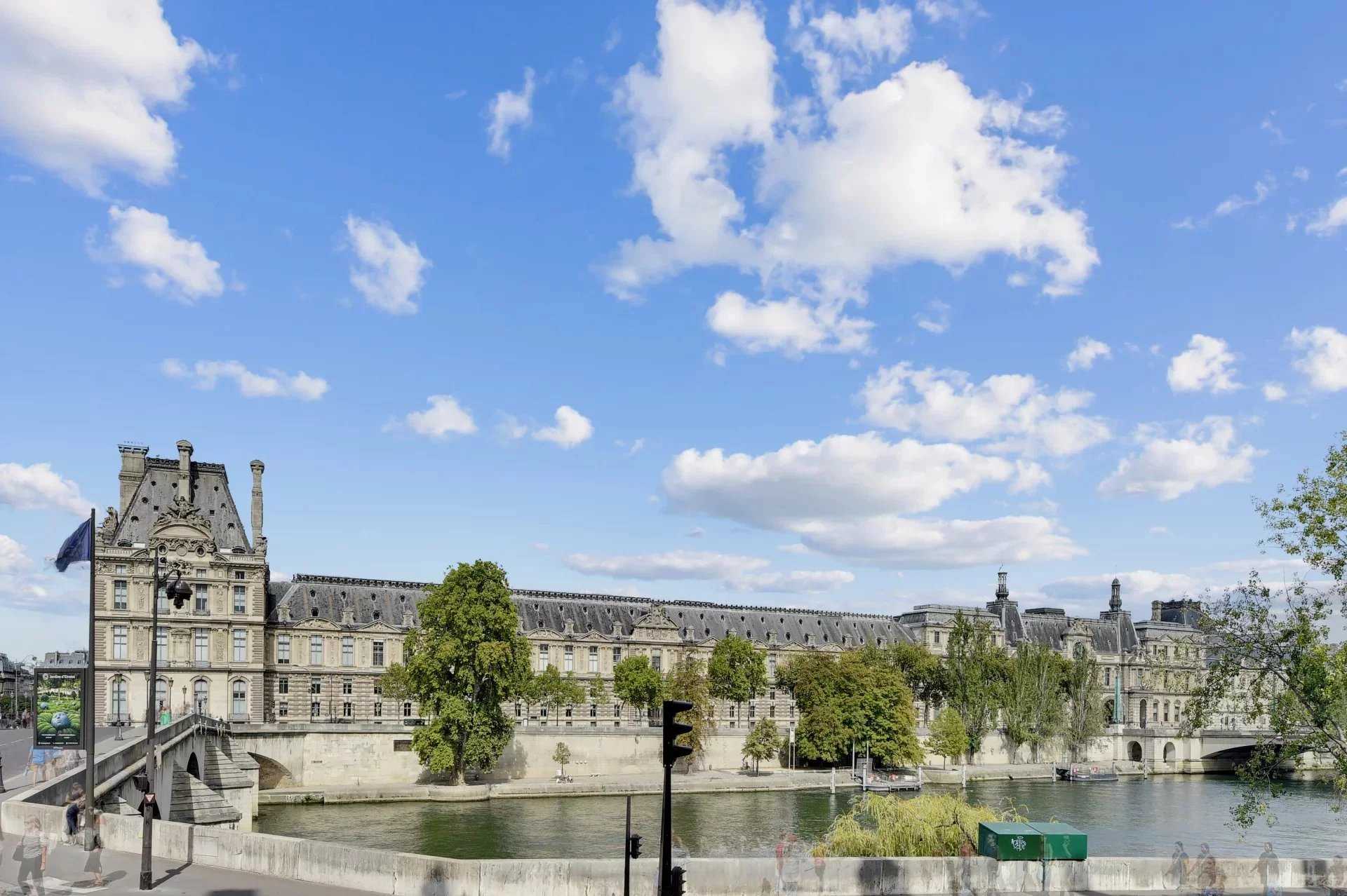 Apartment Paris 75007  -  ref 85909810 (picture 1)