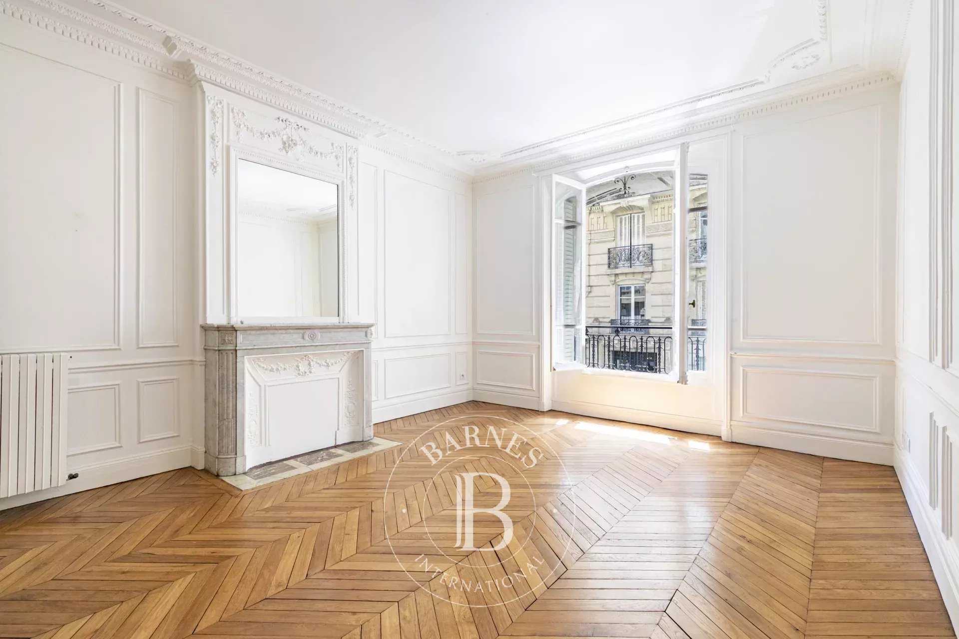 Appartement Paris 75007  -  ref 86097155 (picture 1)