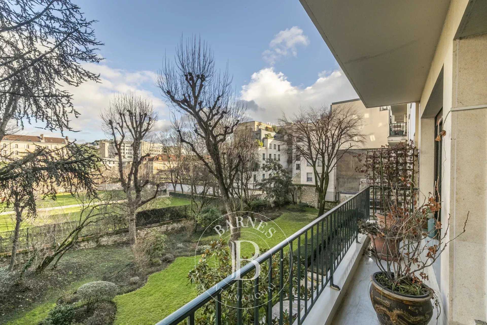 Appartement Paris 75007  -  ref 86743679 (picture 3)