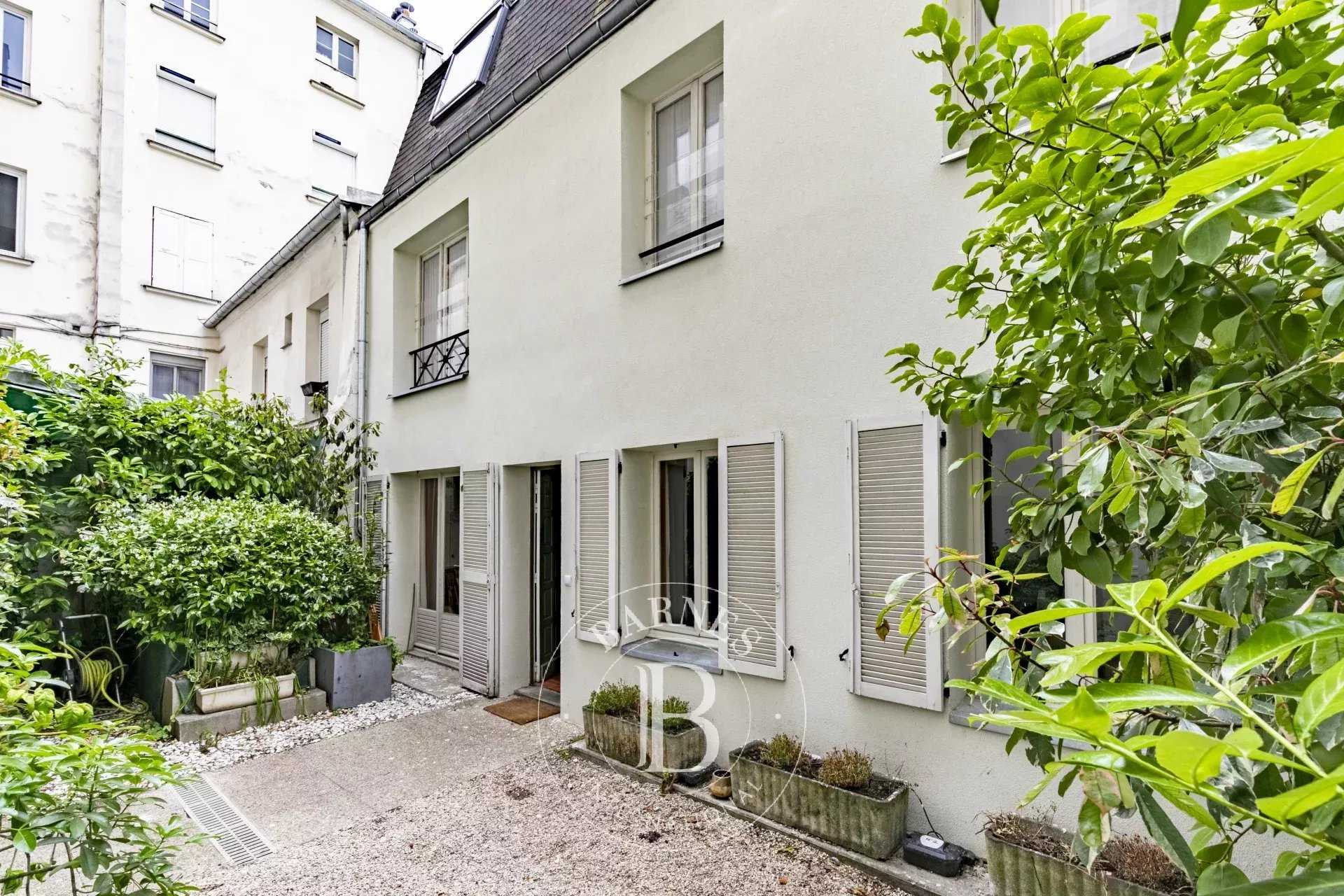 Apartment Paris 75007  -  ref 85982595 (picture 1)