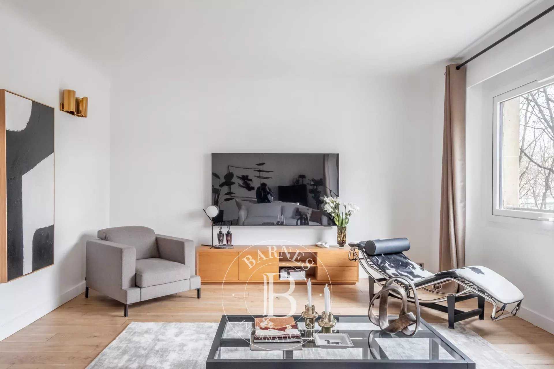 Appartement Paris 75007  -  ref 85756592 (picture 3)