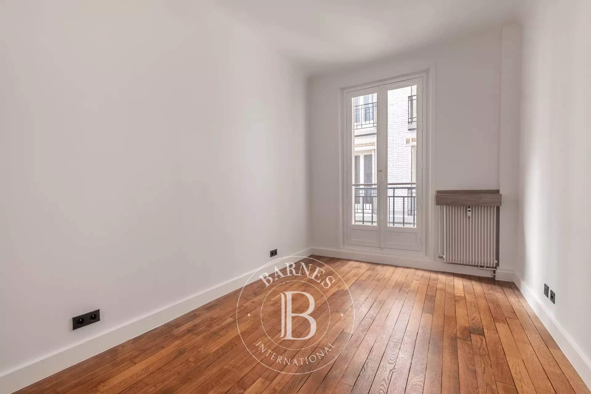 Paris  - Appartement 5 Pi&egrave;ces 3 Chambres - picture 8