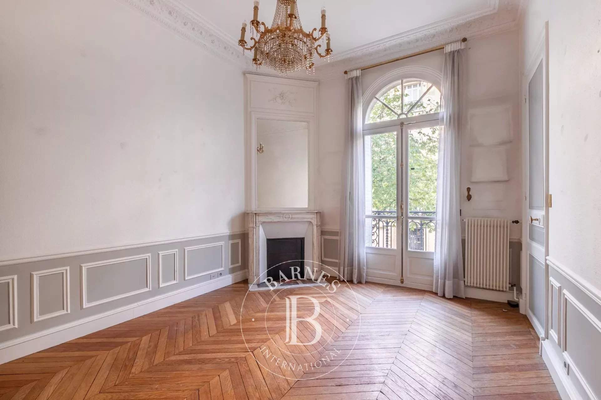 Paris  - Apartment 4 Bedrooms - picture 14