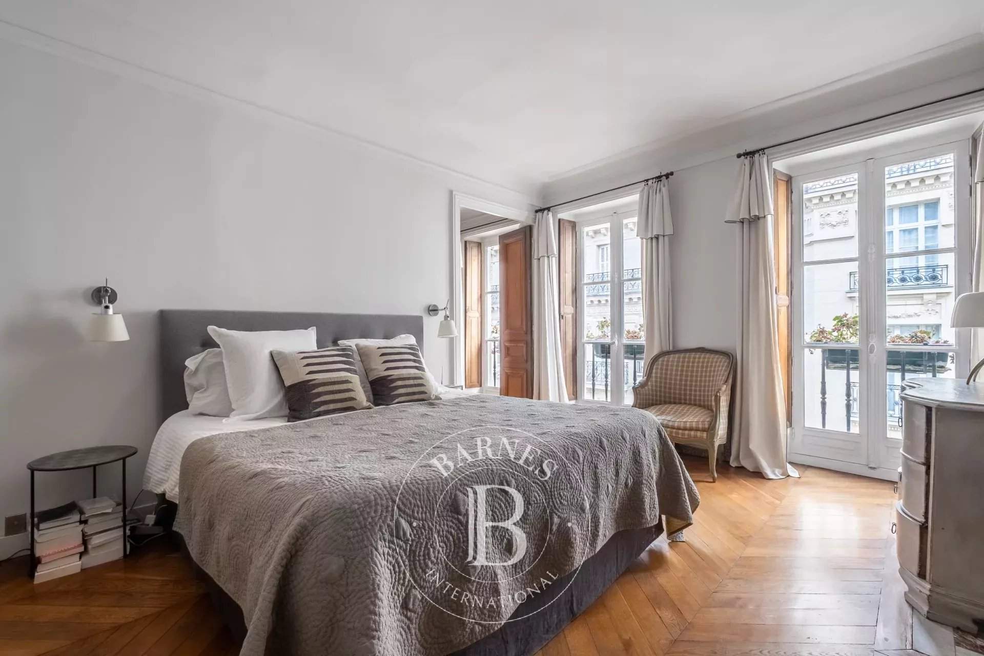Paris  - Apartment 2 Bedrooms - picture 10