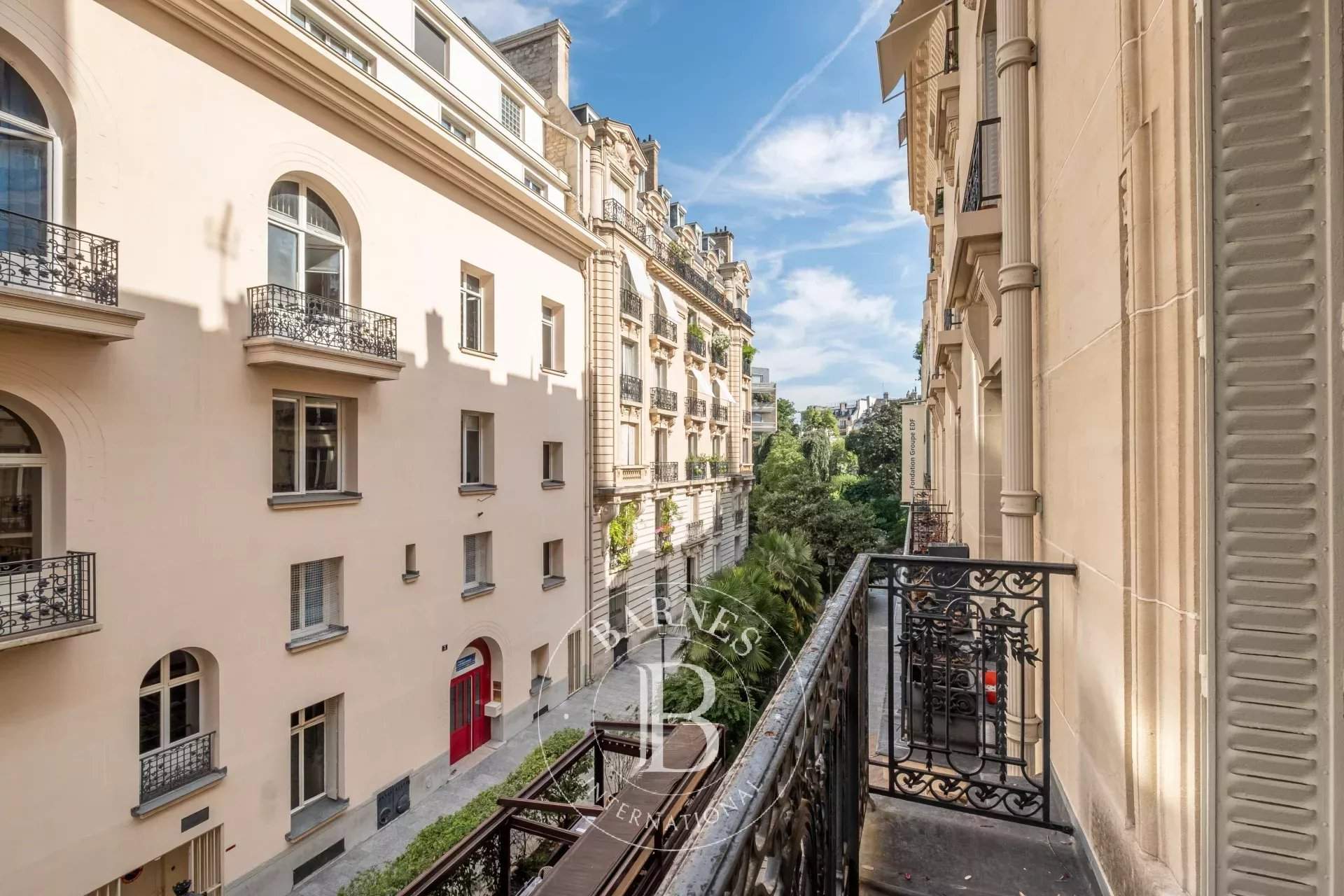 Paris  - Apartment 4 Bedrooms - picture 12