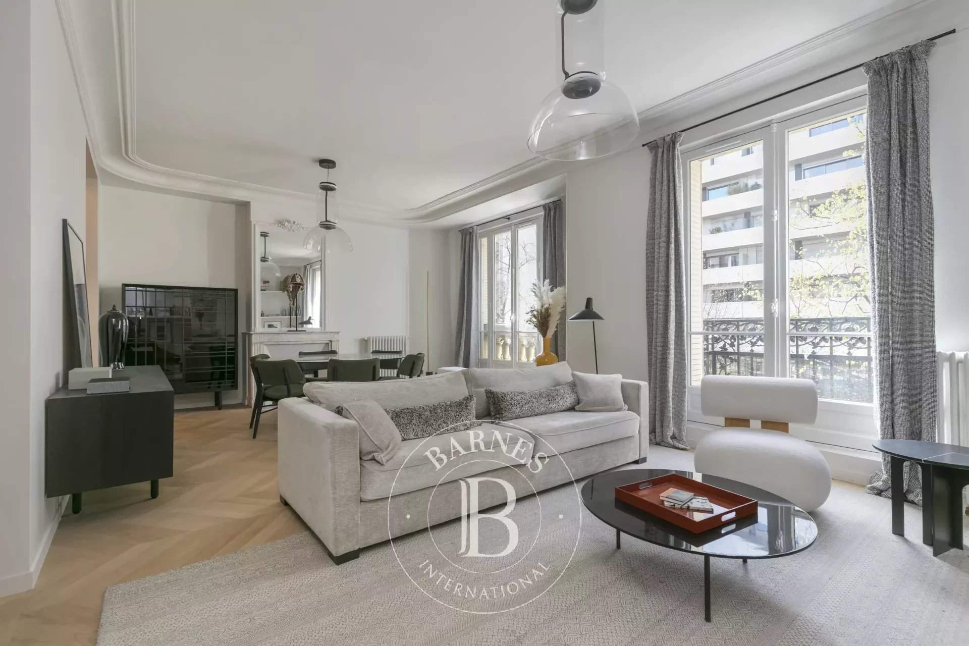 Vente Appartement 101m² 4 Pièces à Paris (75010) - Barnes