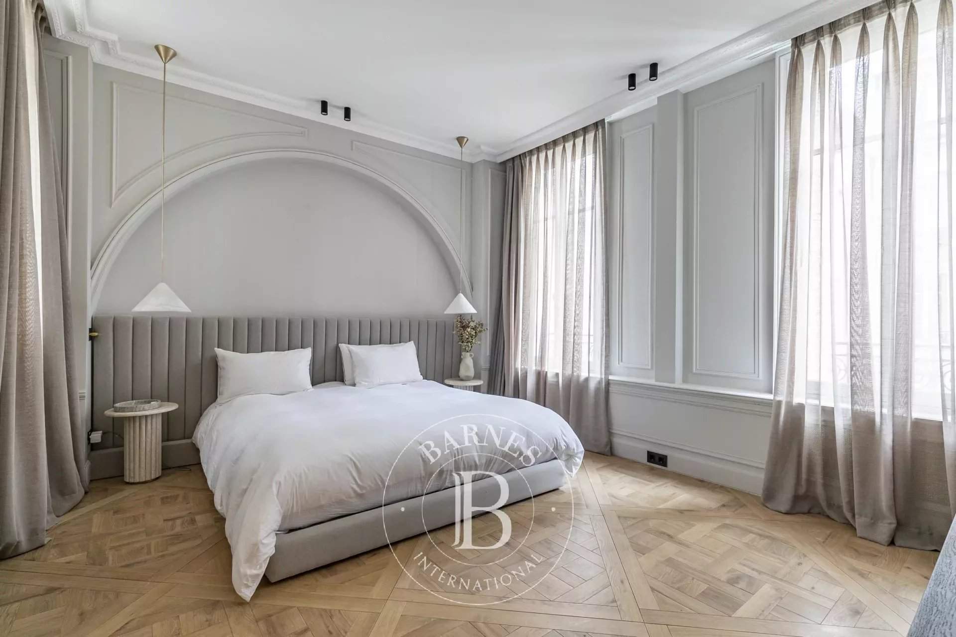 Paris  - Apartment 4 Bedrooms - picture 18