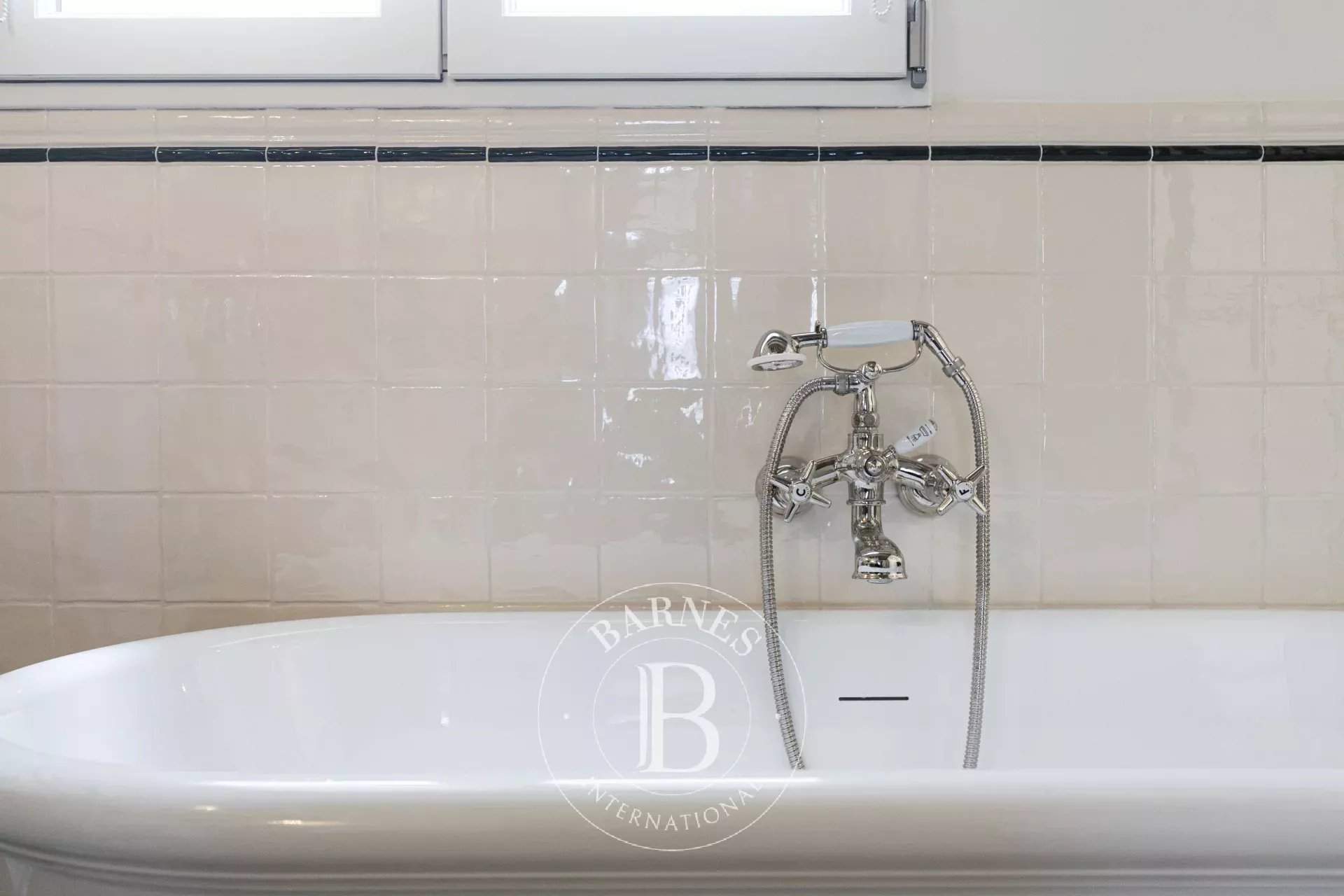 Paris  - Apartment 2 Bedrooms - picture 8