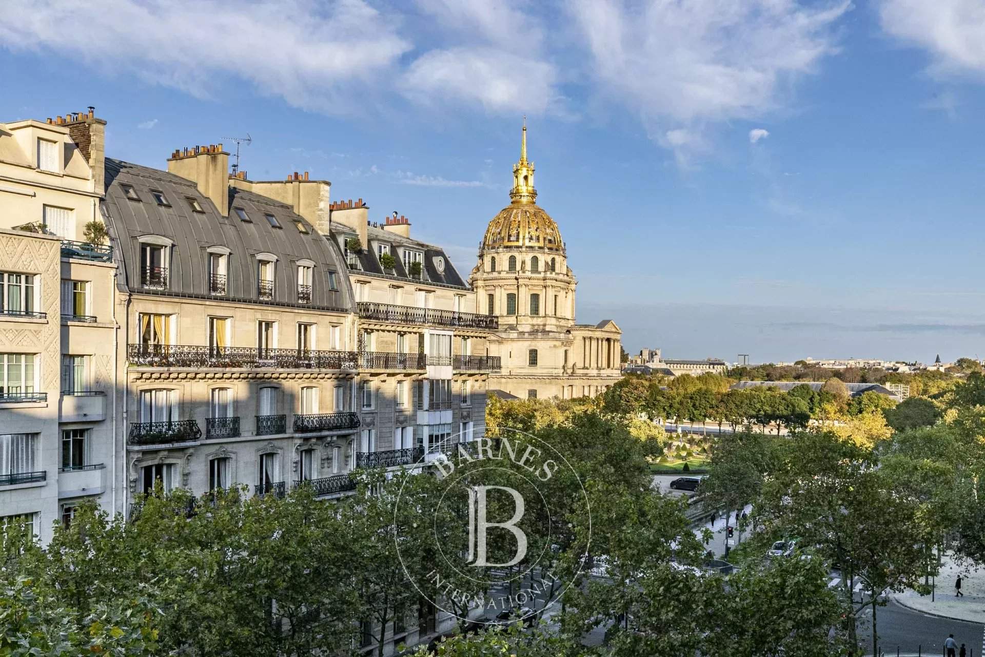 Paris  - Apartment 3 Bedrooms - picture 1