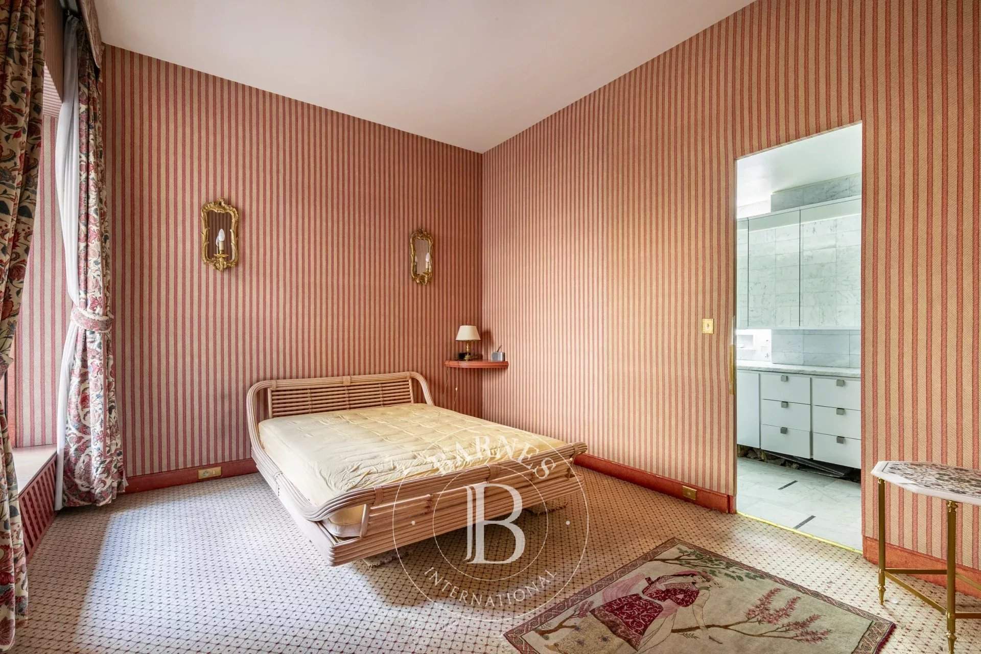 Paris  - Appartement 4 Pi&egrave;ces 2 Chambres - picture 9