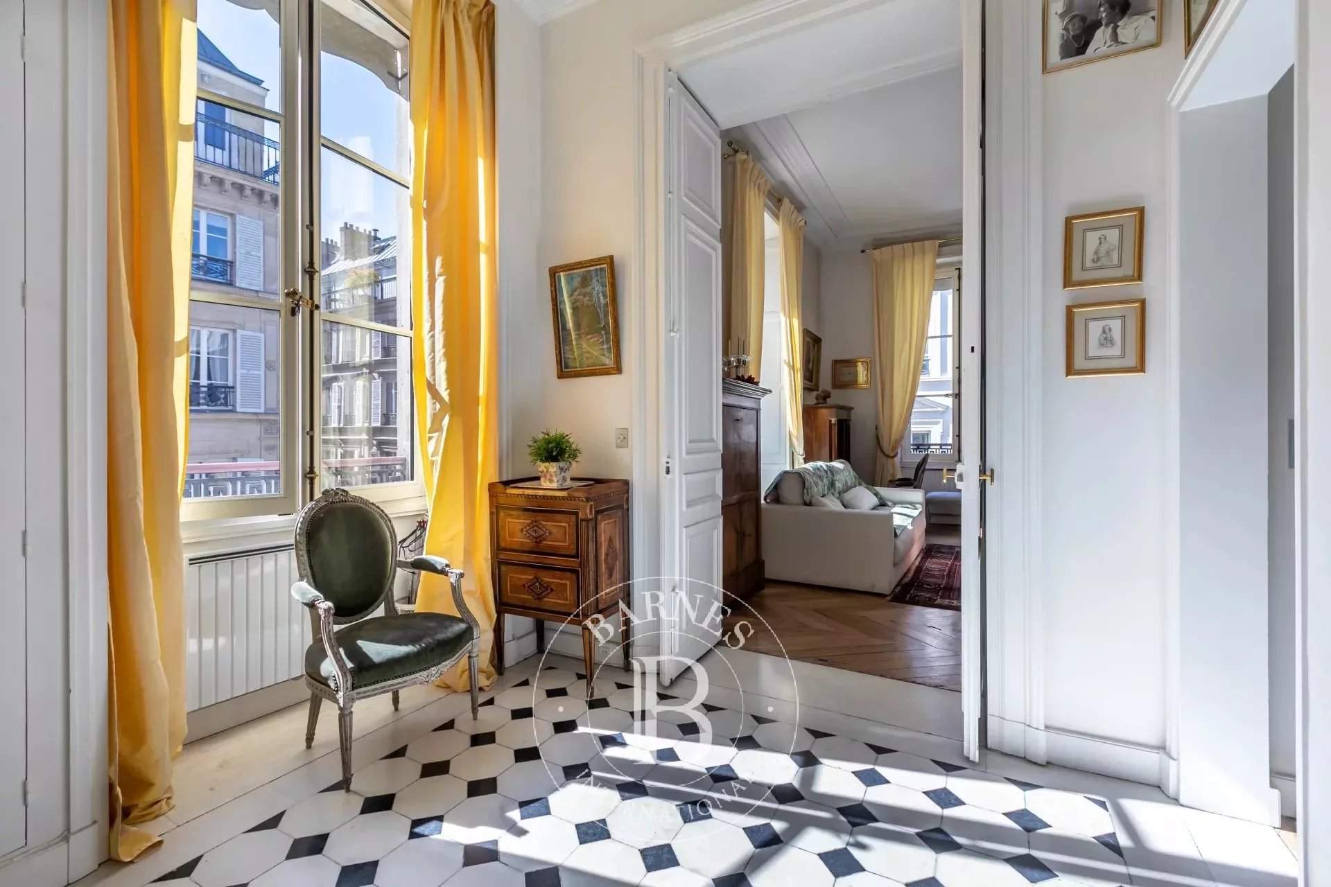 Paris  - Appartement 3 Pièces, 1 Chambre - picture 2