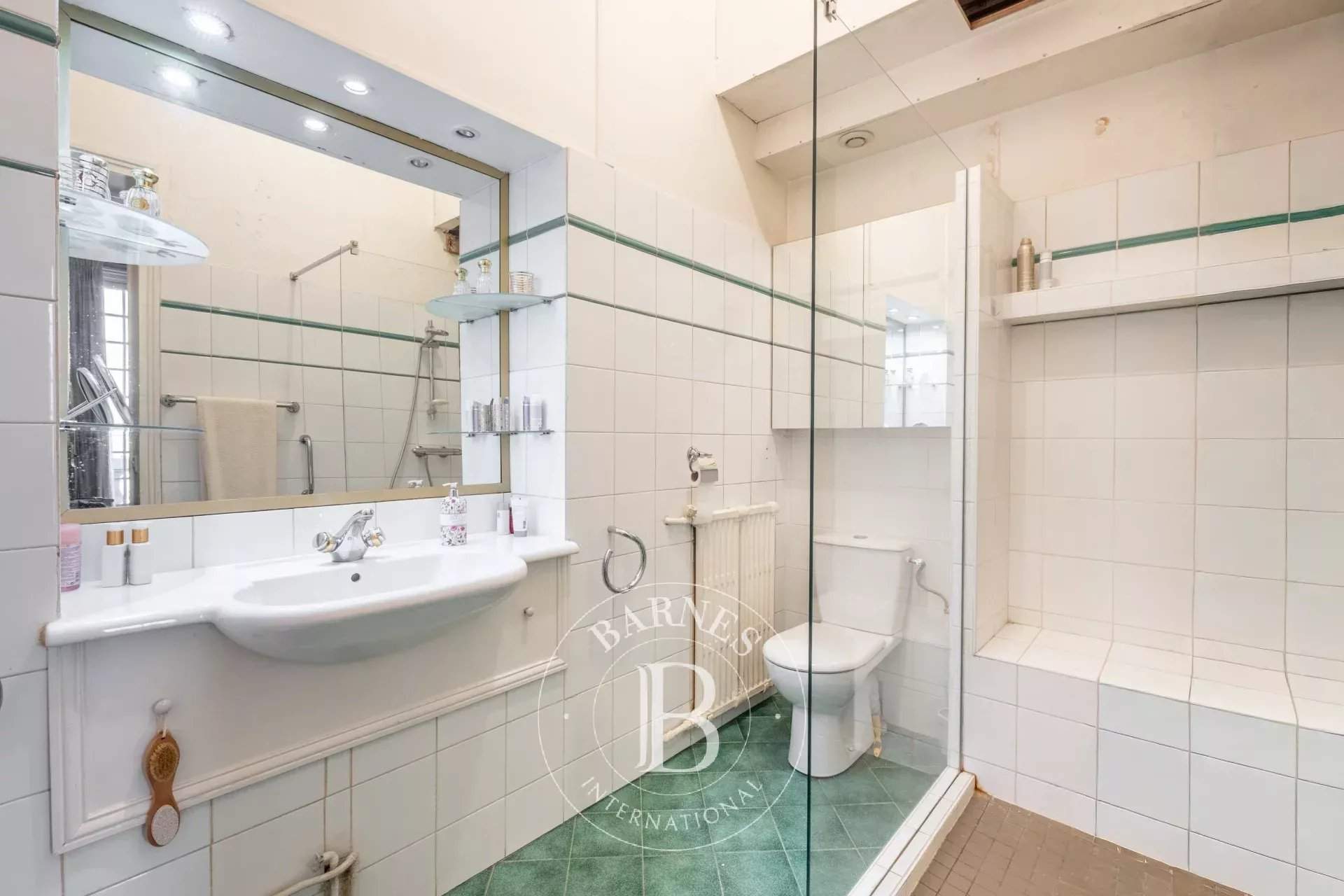 Paris  - Appartement 5 Pi&egrave;ces 3 Chambres - picture 12