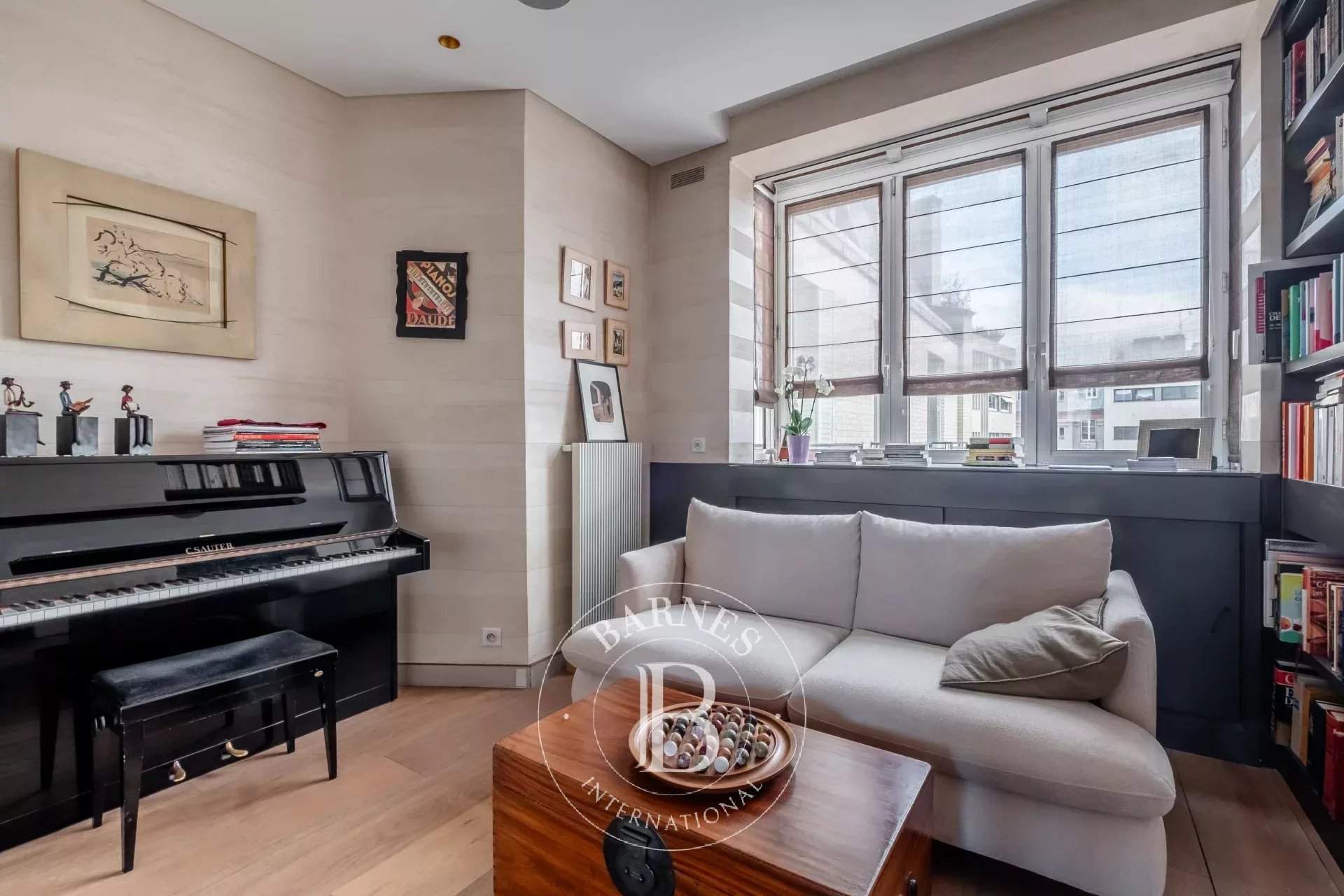 Paris  - Apartment 4 Bedrooms - picture 17