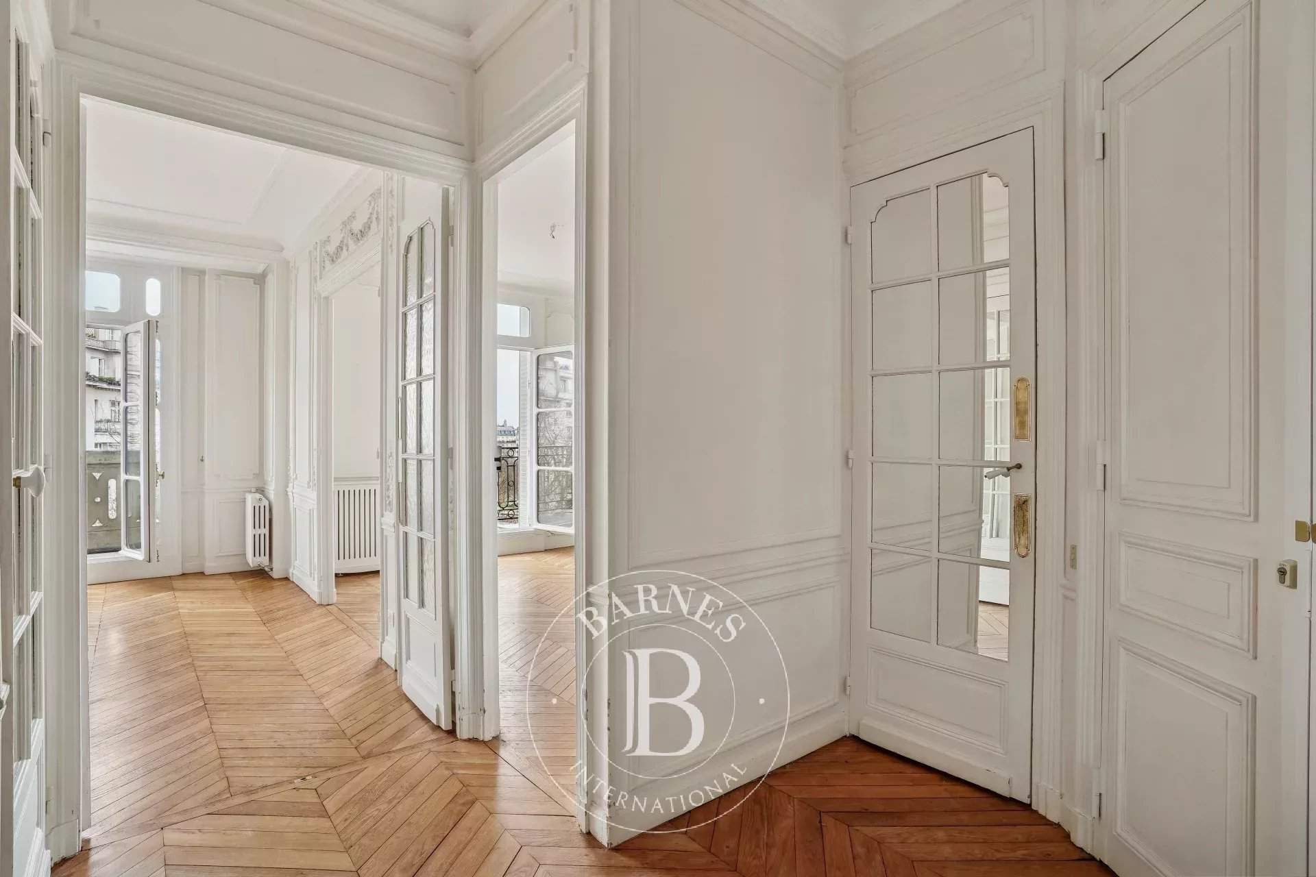 Paris  - Appartement 4 Pi&egrave;ces 2 Chambres - picture 6