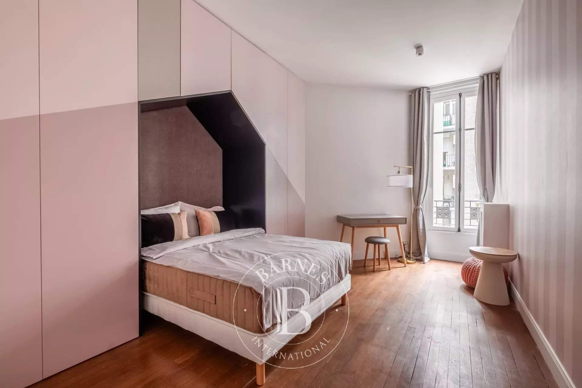 Paris  - Apartment 3 Bedrooms - picture 10