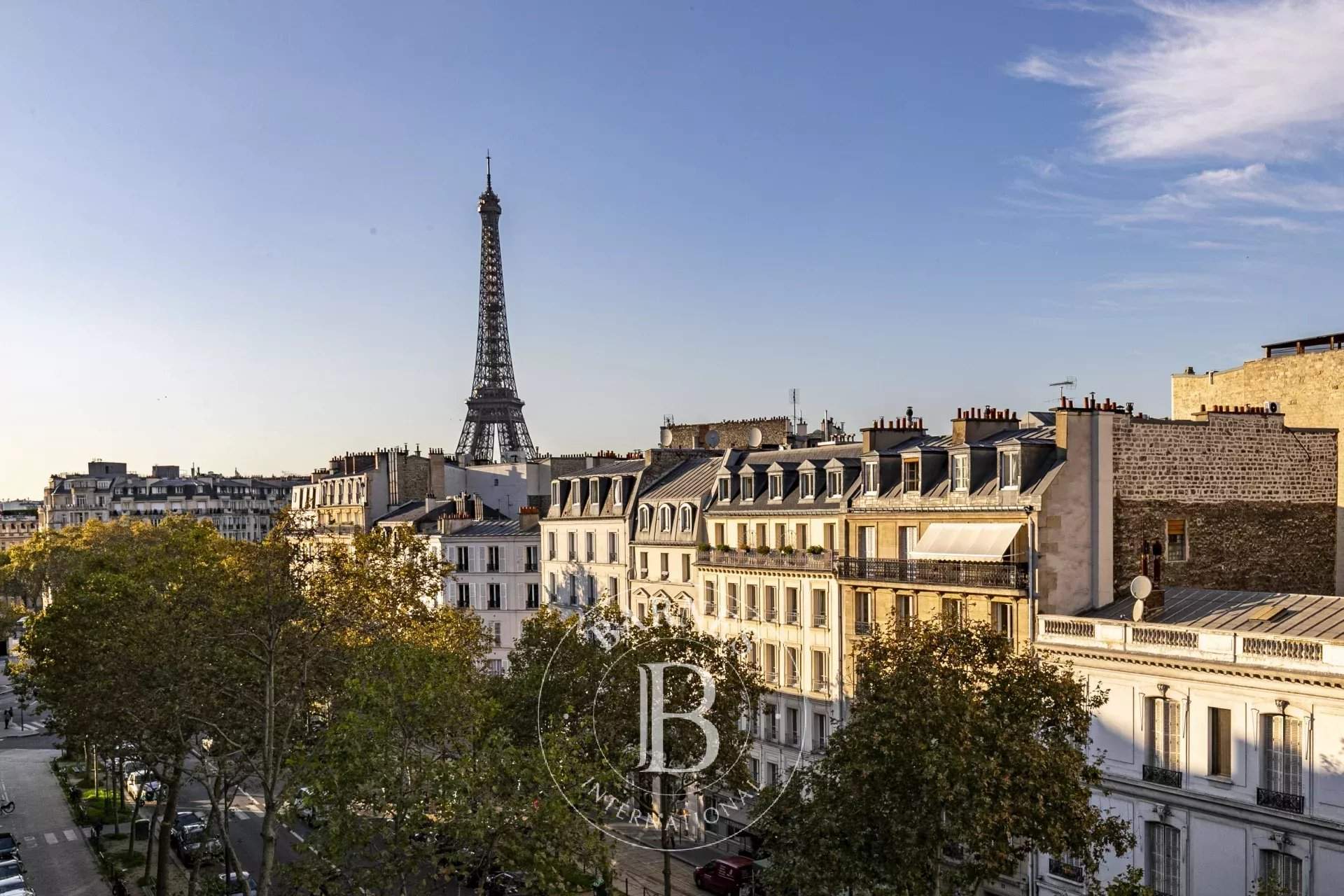 Paris  - Apartment 3 Bedrooms - picture 2