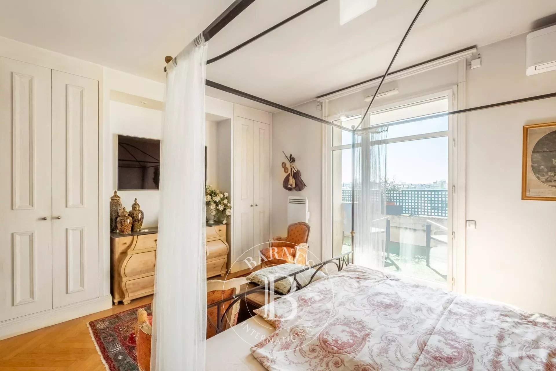 Paris  - Apartment 2 Bedrooms - picture 8