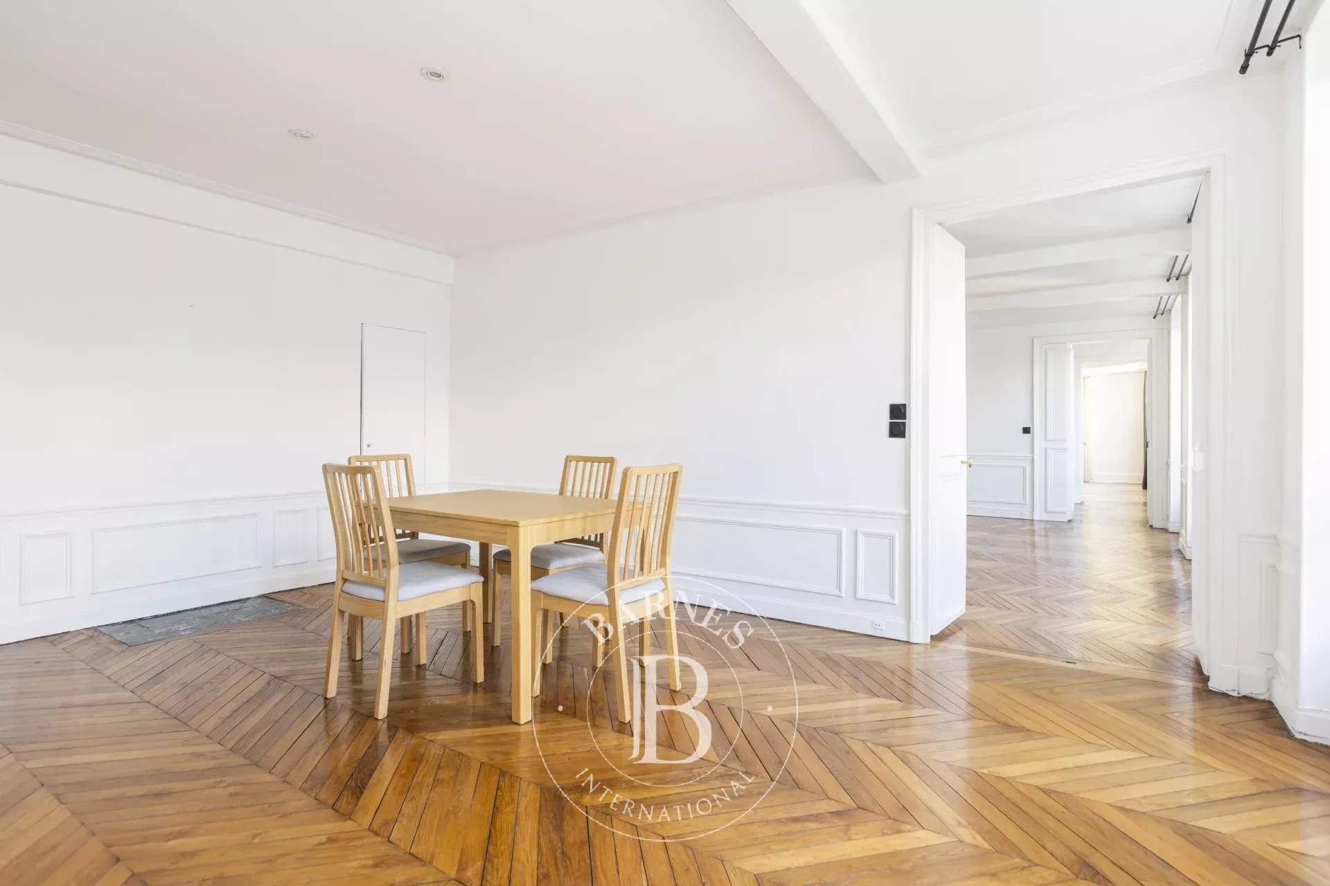 Paris  - Appartement 4 Pi&egrave;ces 2 Chambres - picture 4