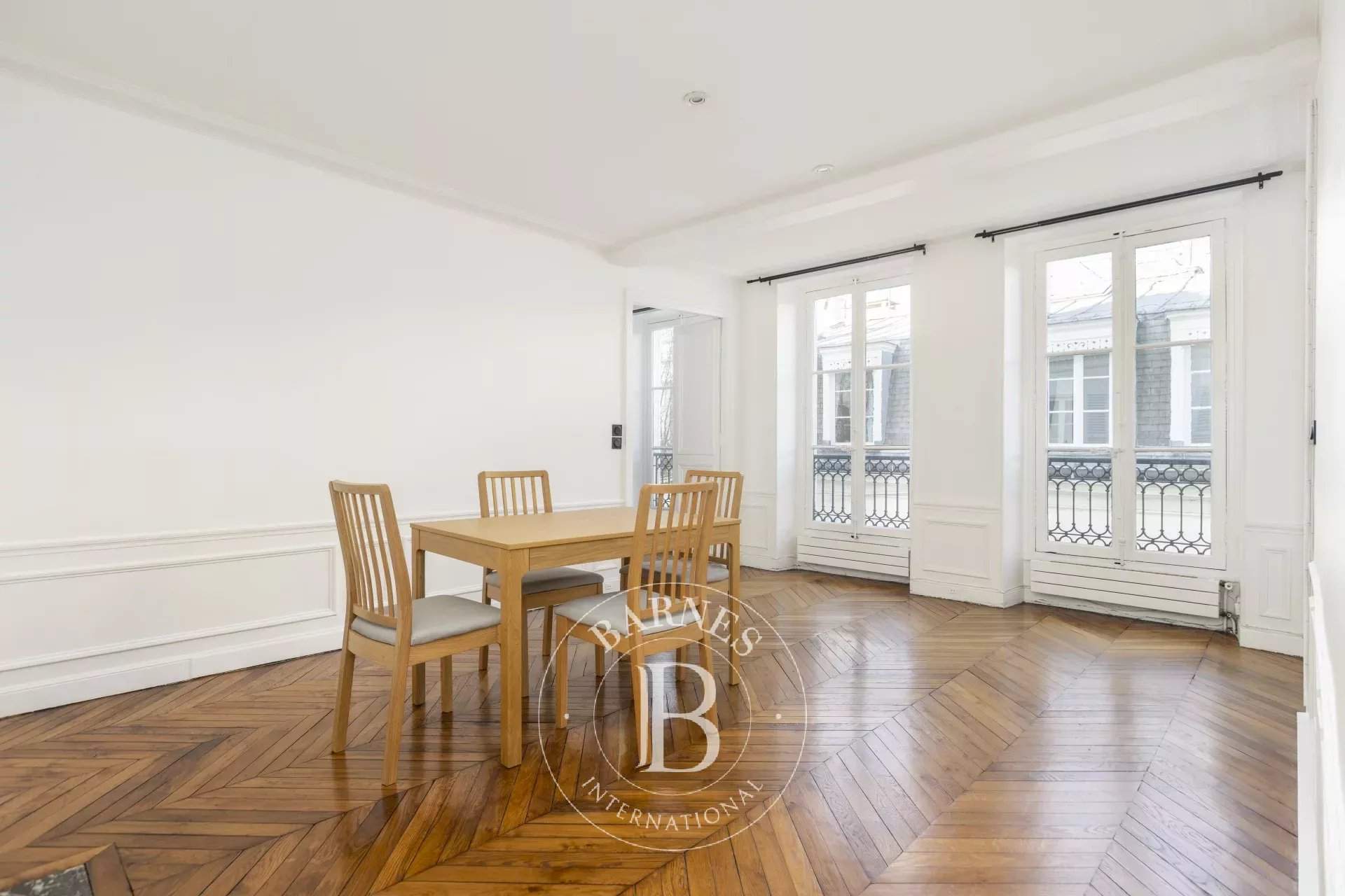 Paris  - Appartement 4 Pi&egrave;ces 2 Chambres - picture 5