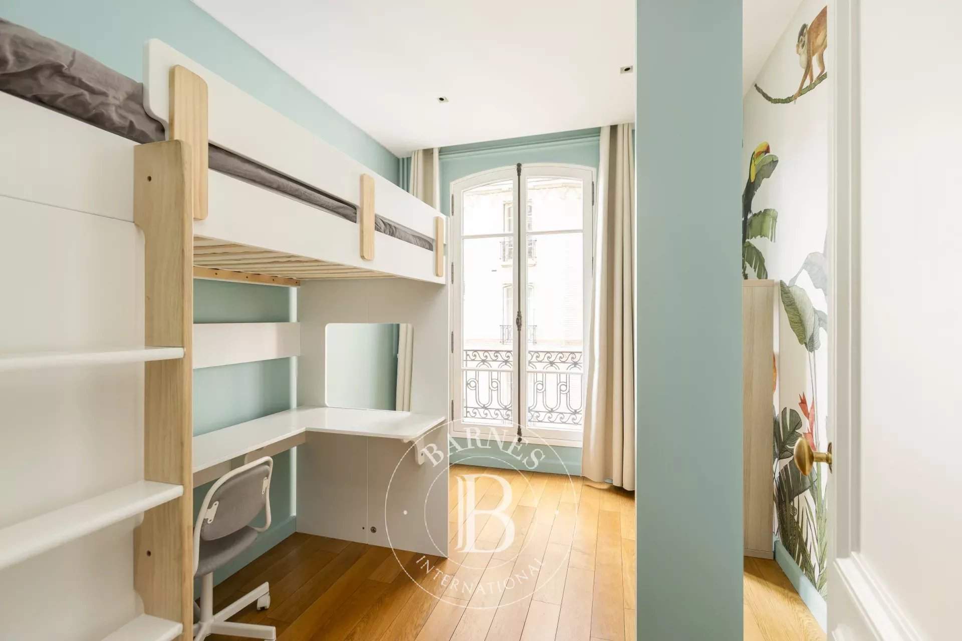 Paris  - Appartement 6 Pi&egrave;ces 4 Chambres - picture 10