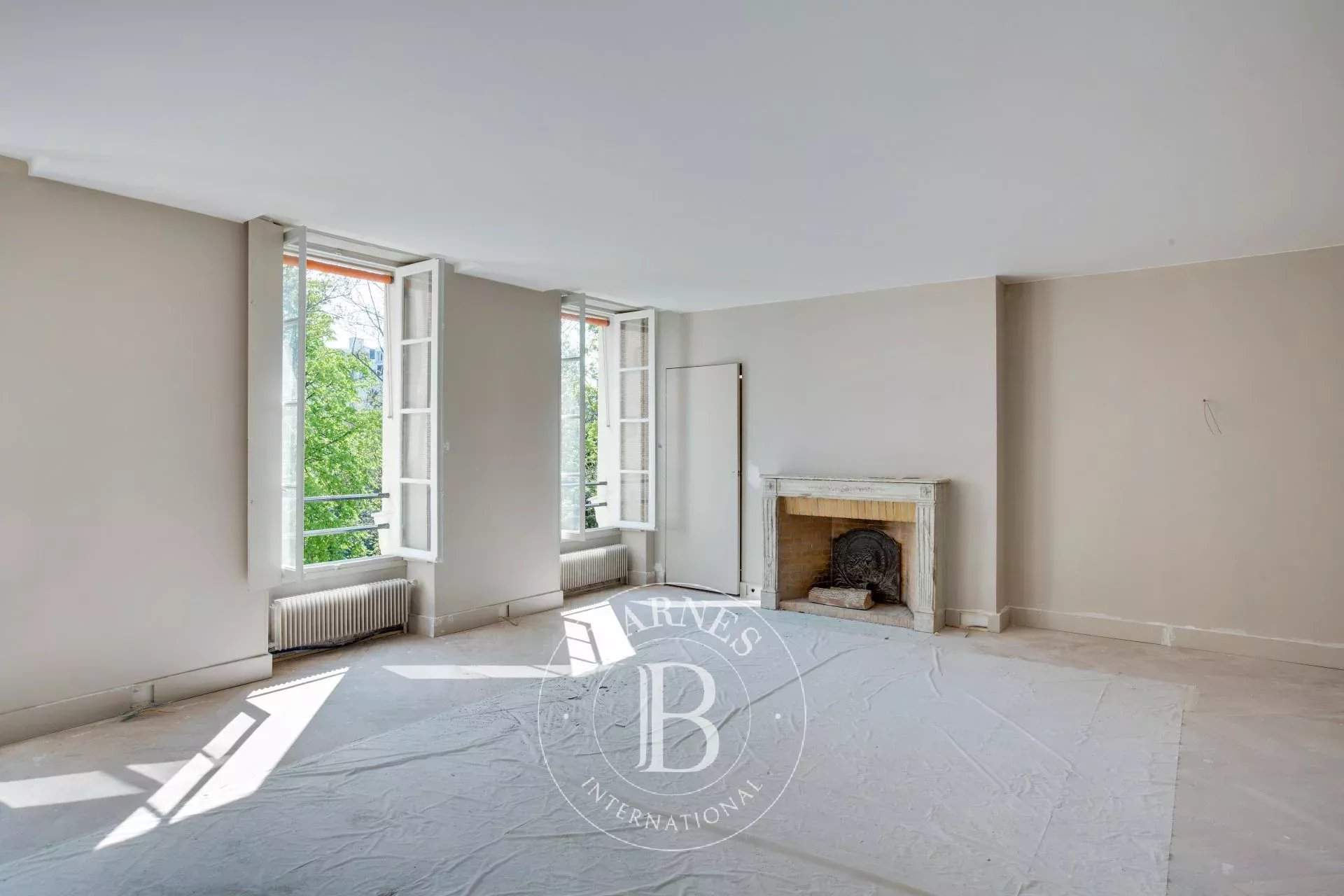 Paris  - Apartment 4 Bedrooms - picture 10