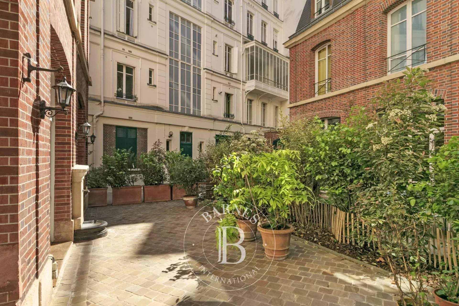 Paris  - Maison 6 Pi&egrave;ces 4 Chambres - picture 17