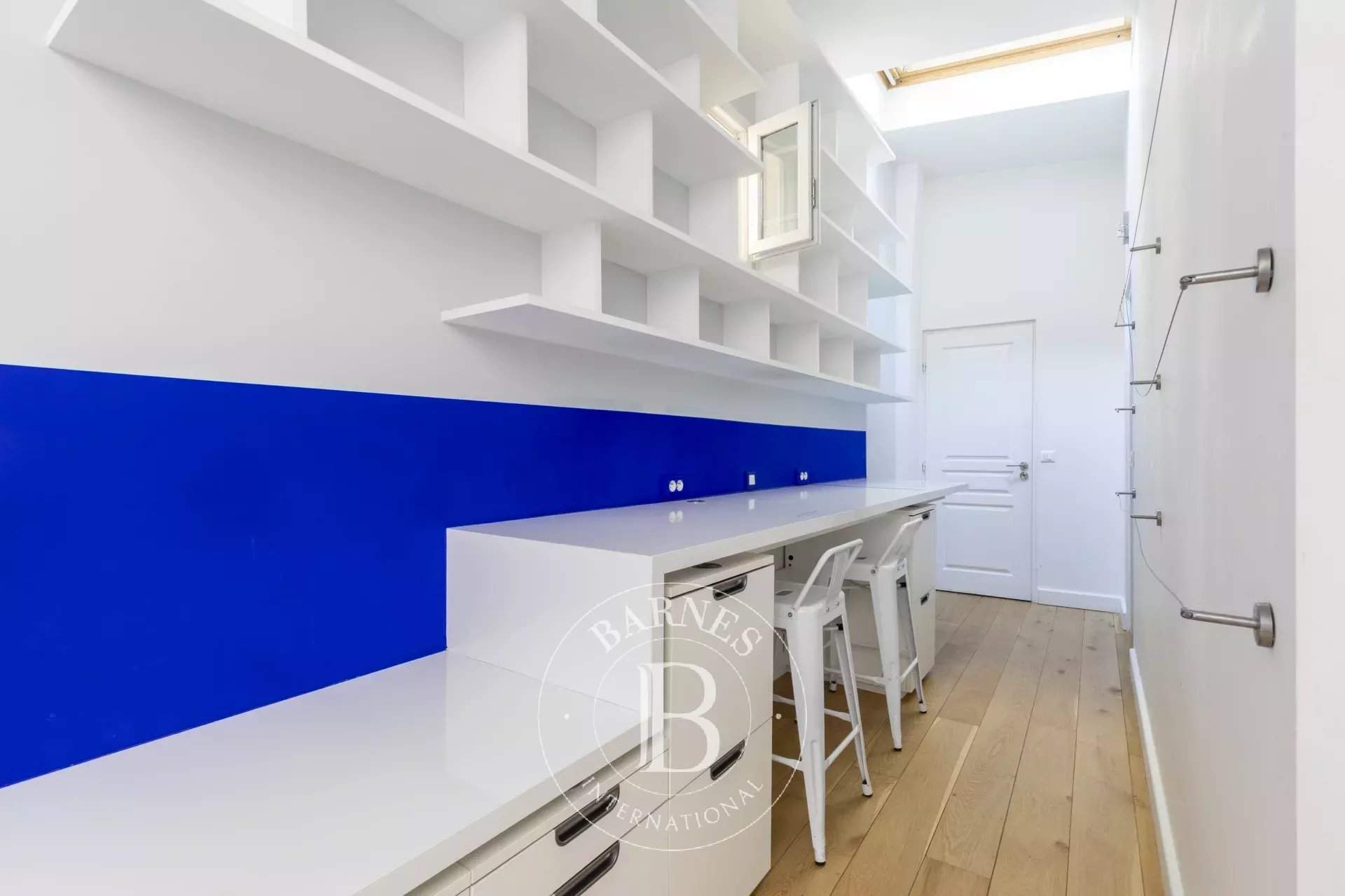 Paris  - House 4 Bedrooms - picture 11