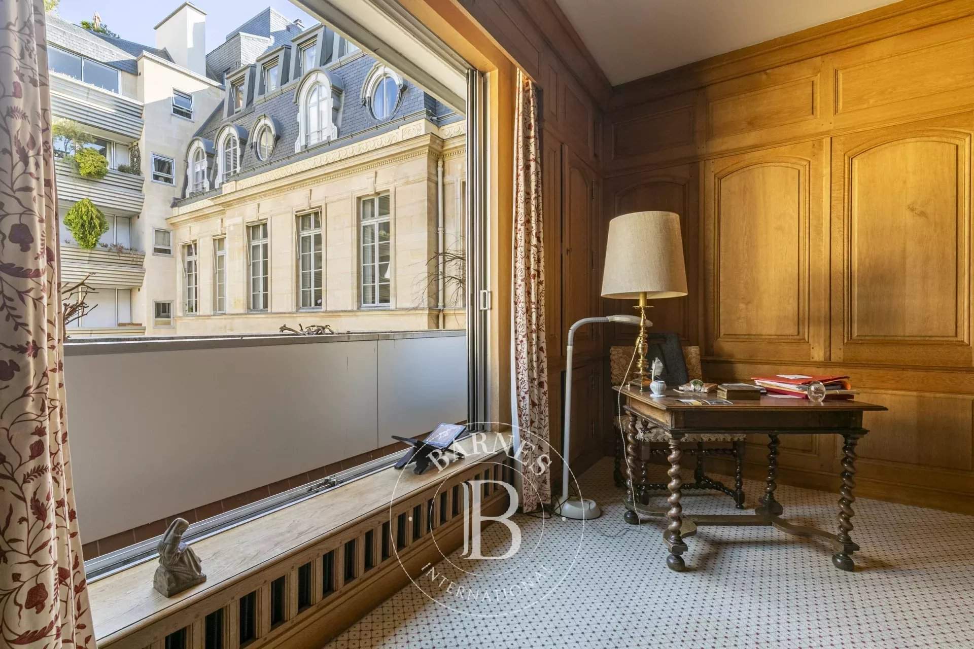 Paris  - Appartement 4 Pi&egrave;ces 2 Chambres - picture 12