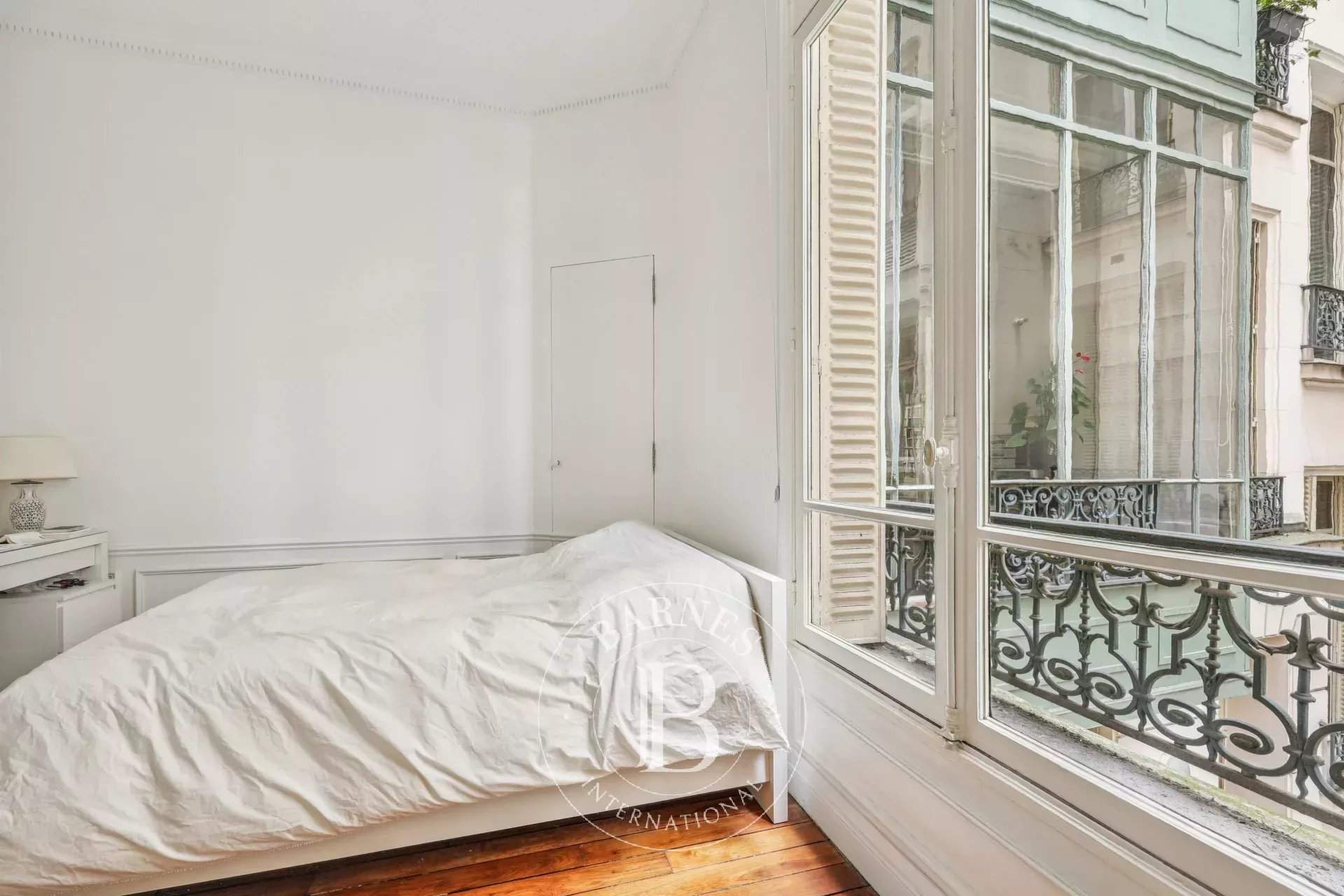 Paris  - Appartement 5 Pi&egrave;ces 3 Chambres - picture 10