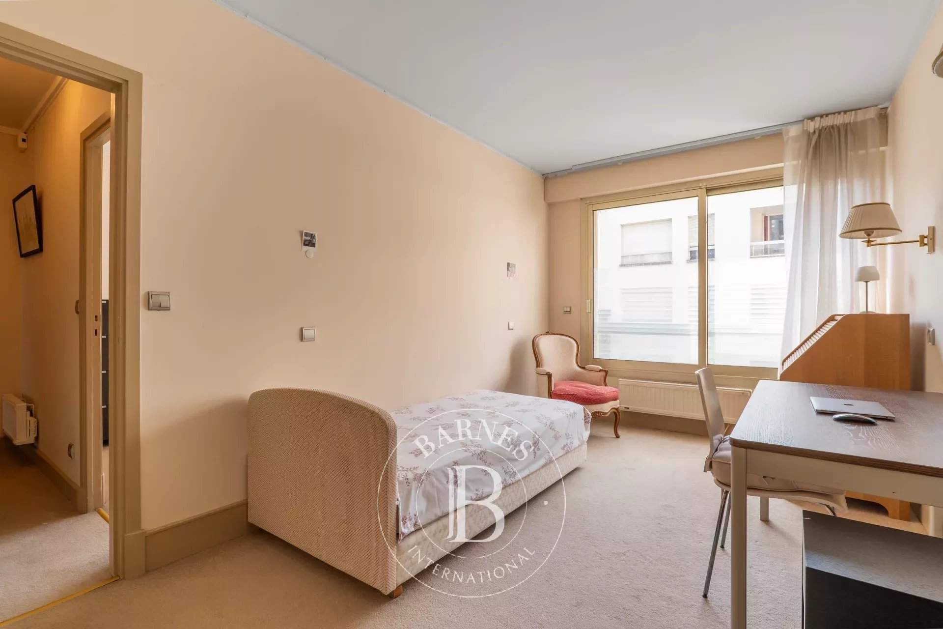 Paris  - Apartment 3 Bedrooms - picture 10