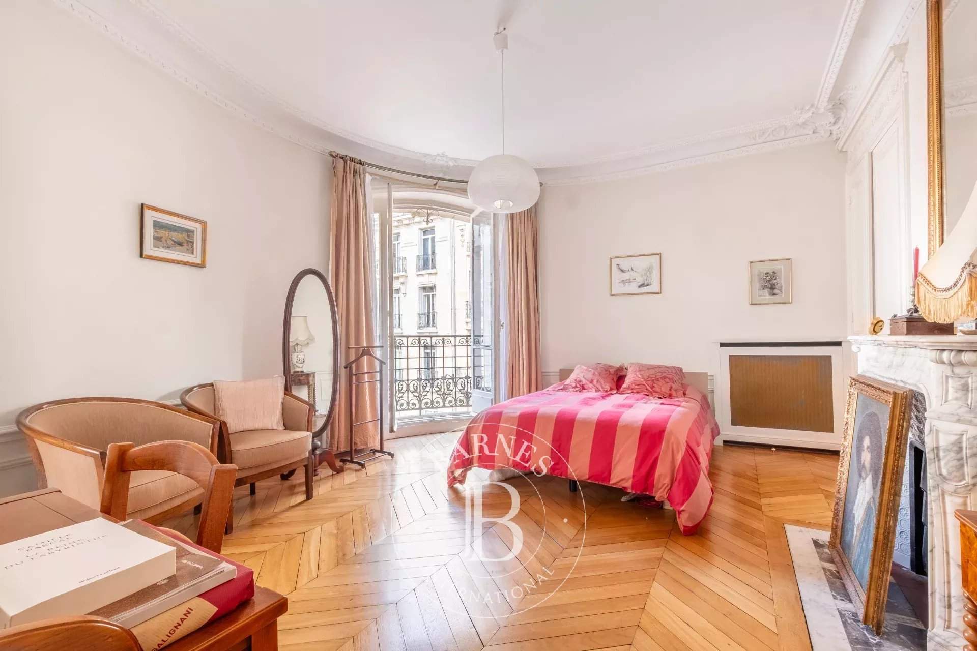 Paris  - Apartment 3 Bedrooms - picture 9