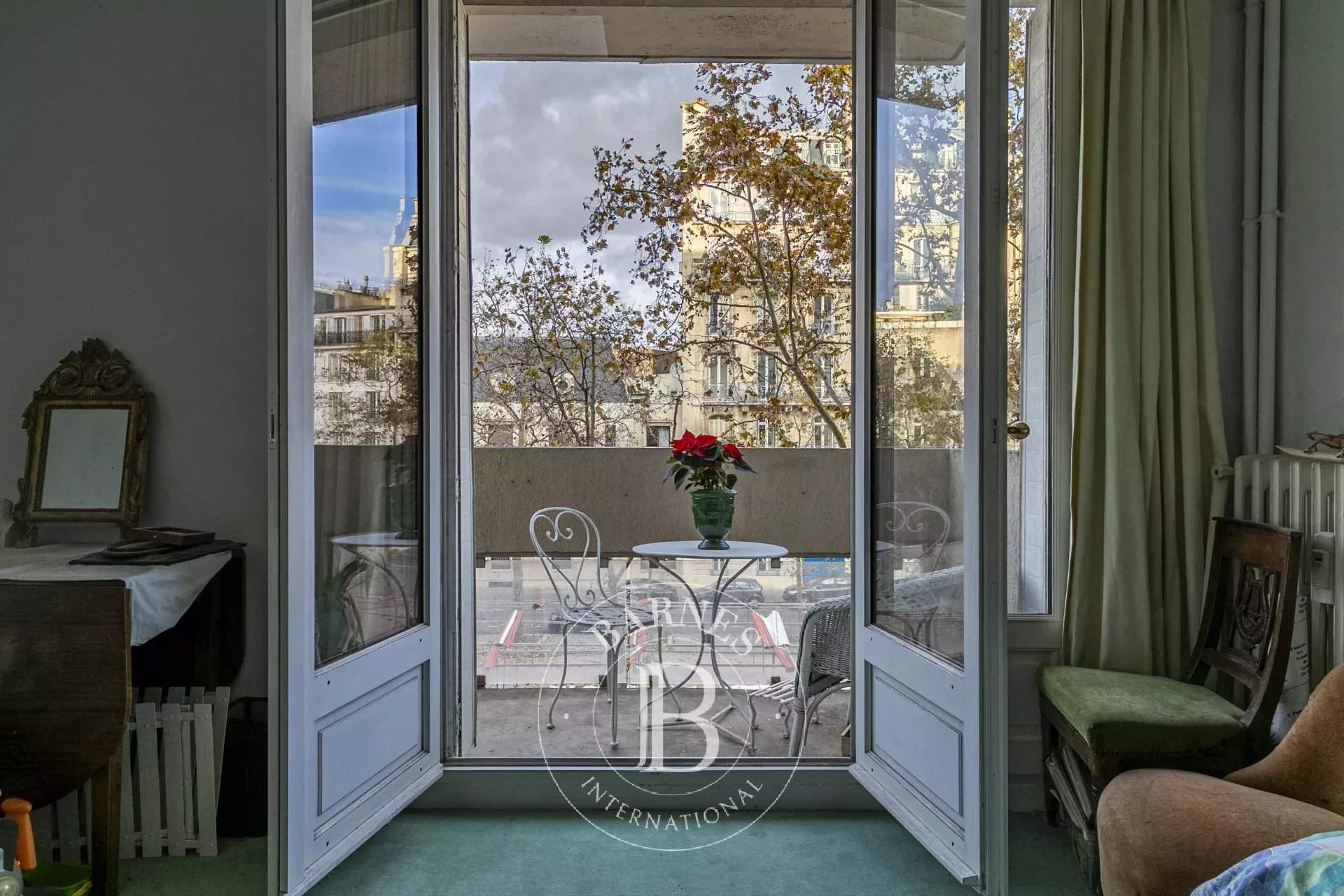 Paris  - Apartment 4 Bedrooms - picture 12